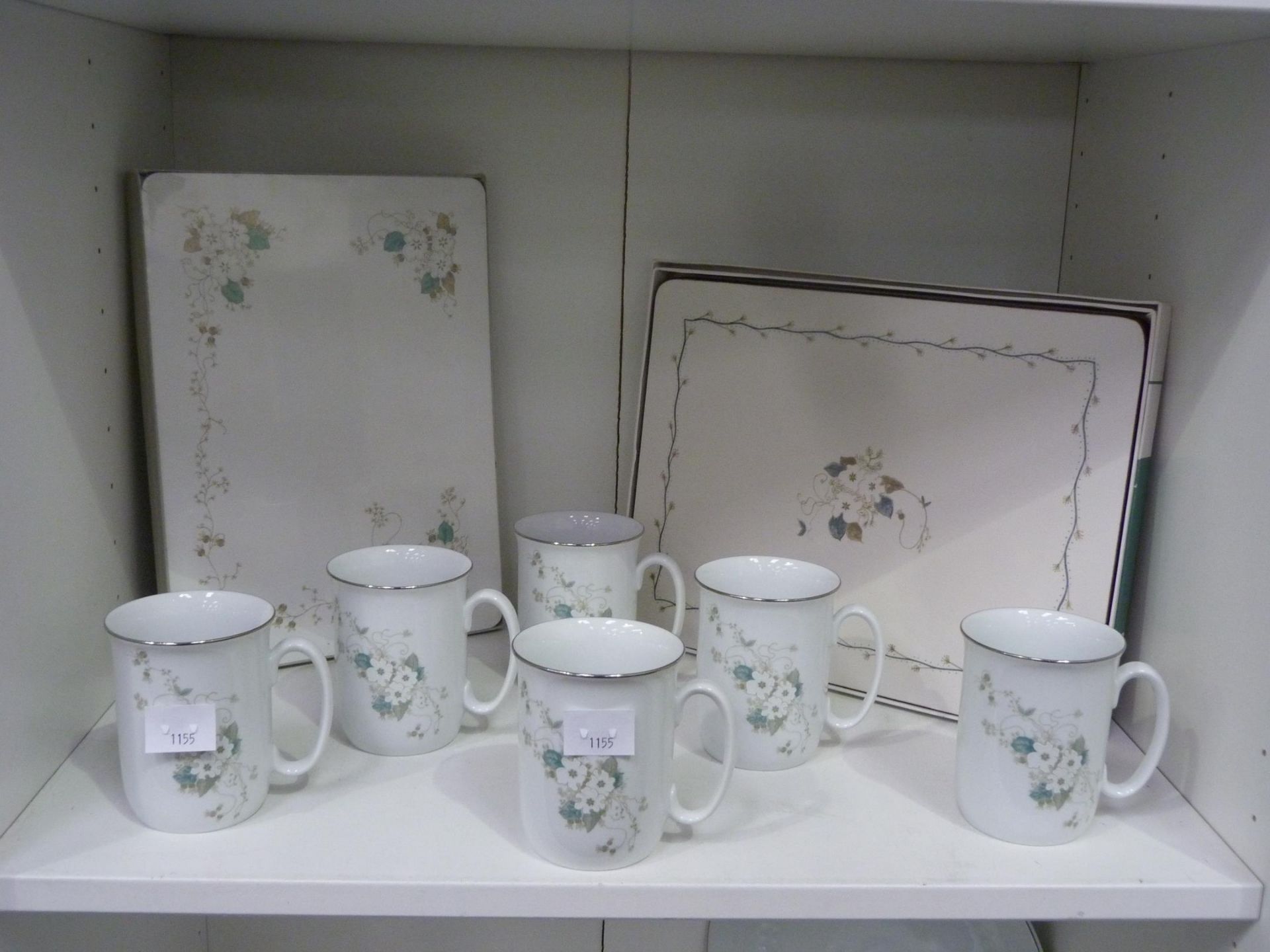 A large selection of 'Real Brasil' Porcelain to include a Dinner & Tea Service (boxed) together with - Bild 2 aus 8