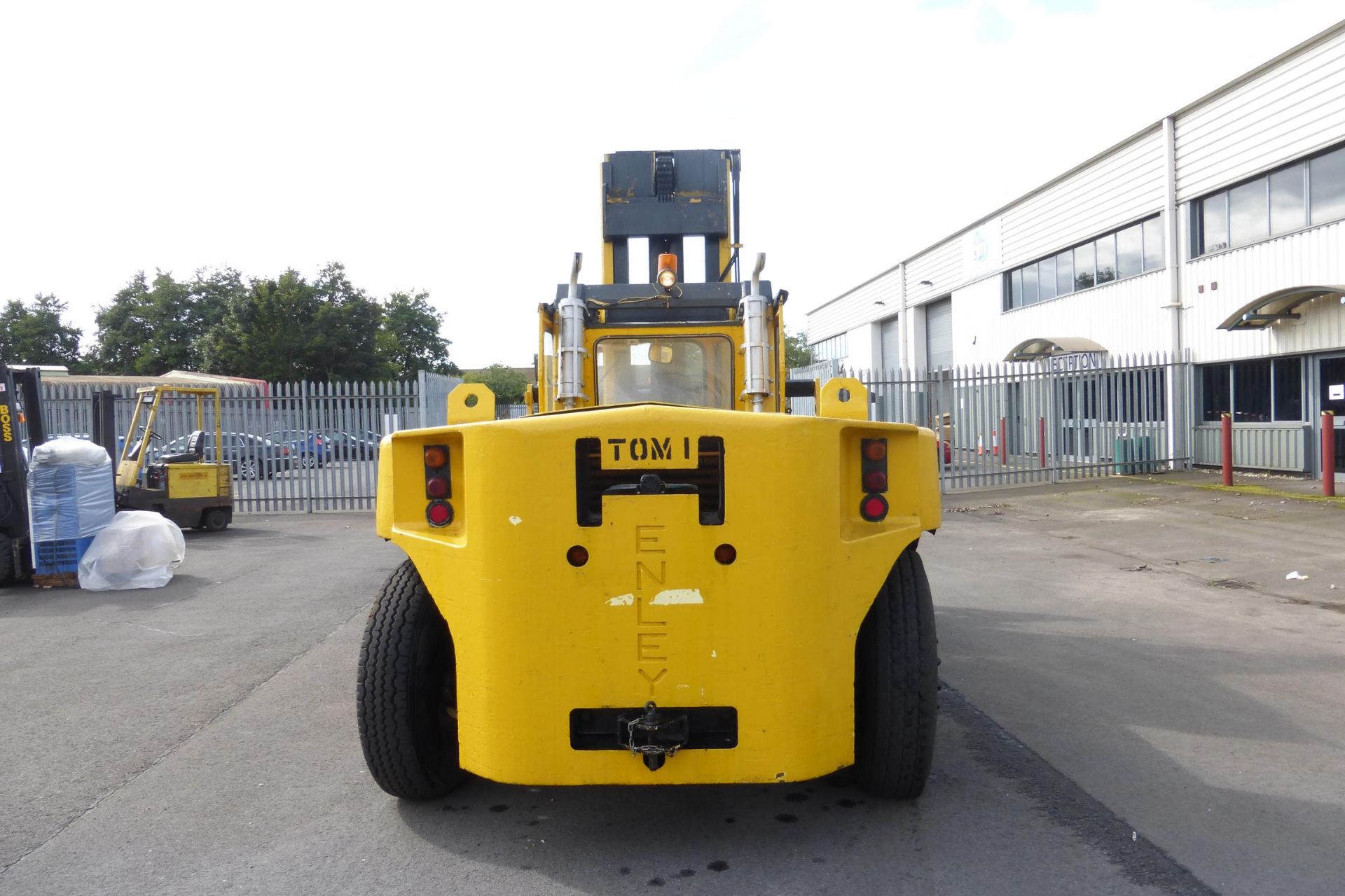 * Henley Heron 15T Diesel Perkins V8 Powered Forklift, c/w 8' Tynes. - Image 12 of 19