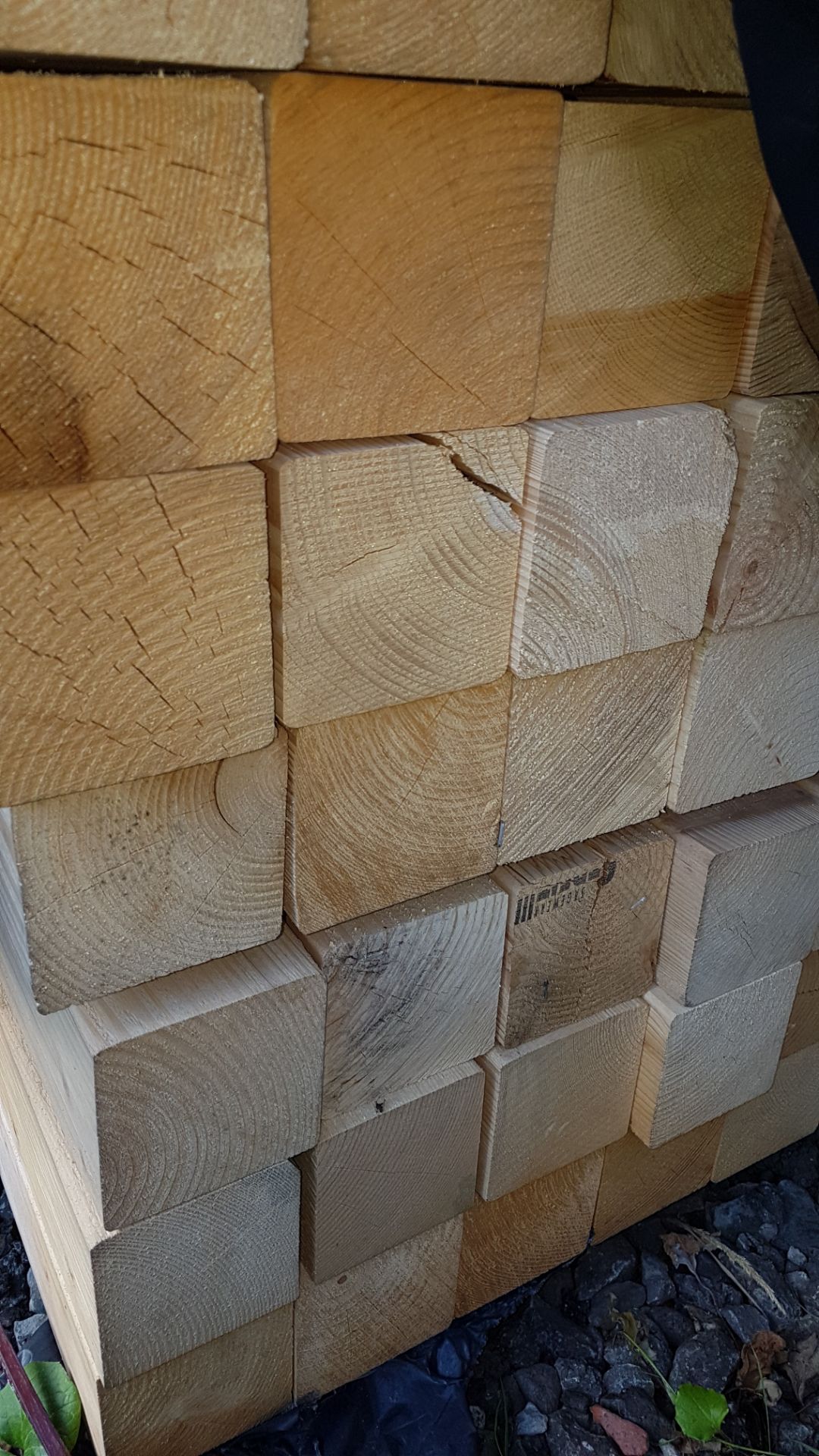 * 100x100 (88x88), rounded 4 corners, 73 pieces @ 1795mm length. Sellers ref. X1804. This lot is