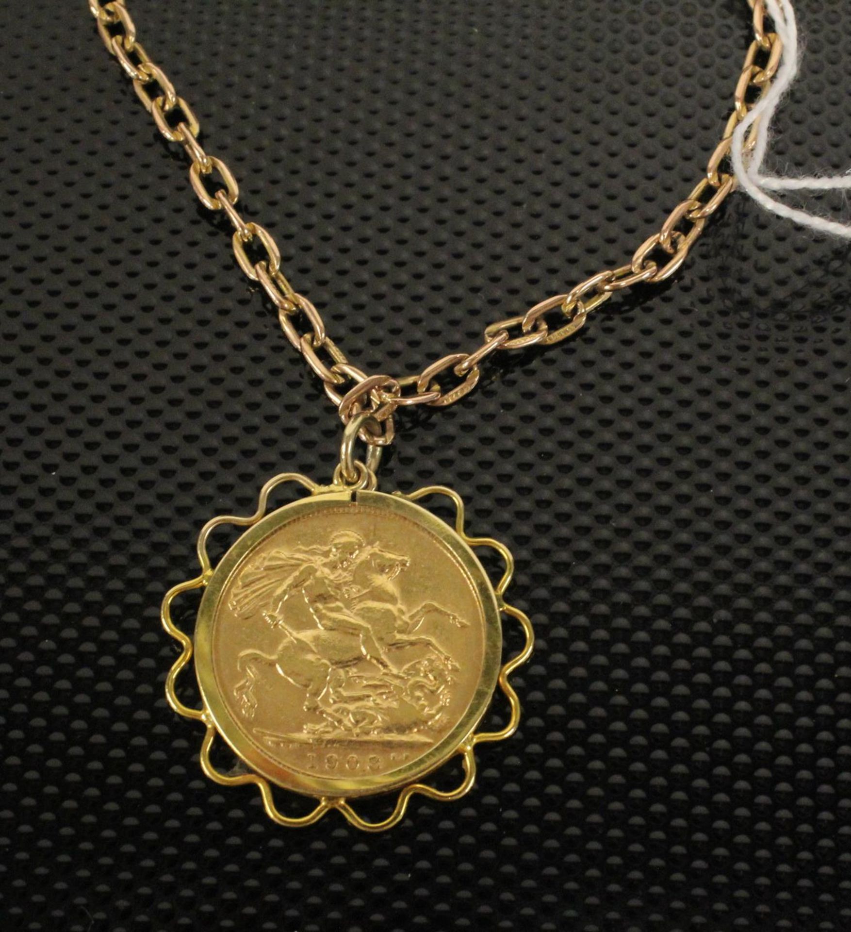 An Edward VII Full sovereign 1908 loosely set in a Gold frame as a pendant Bracelet on a 9ct Gold - Image 2 of 4