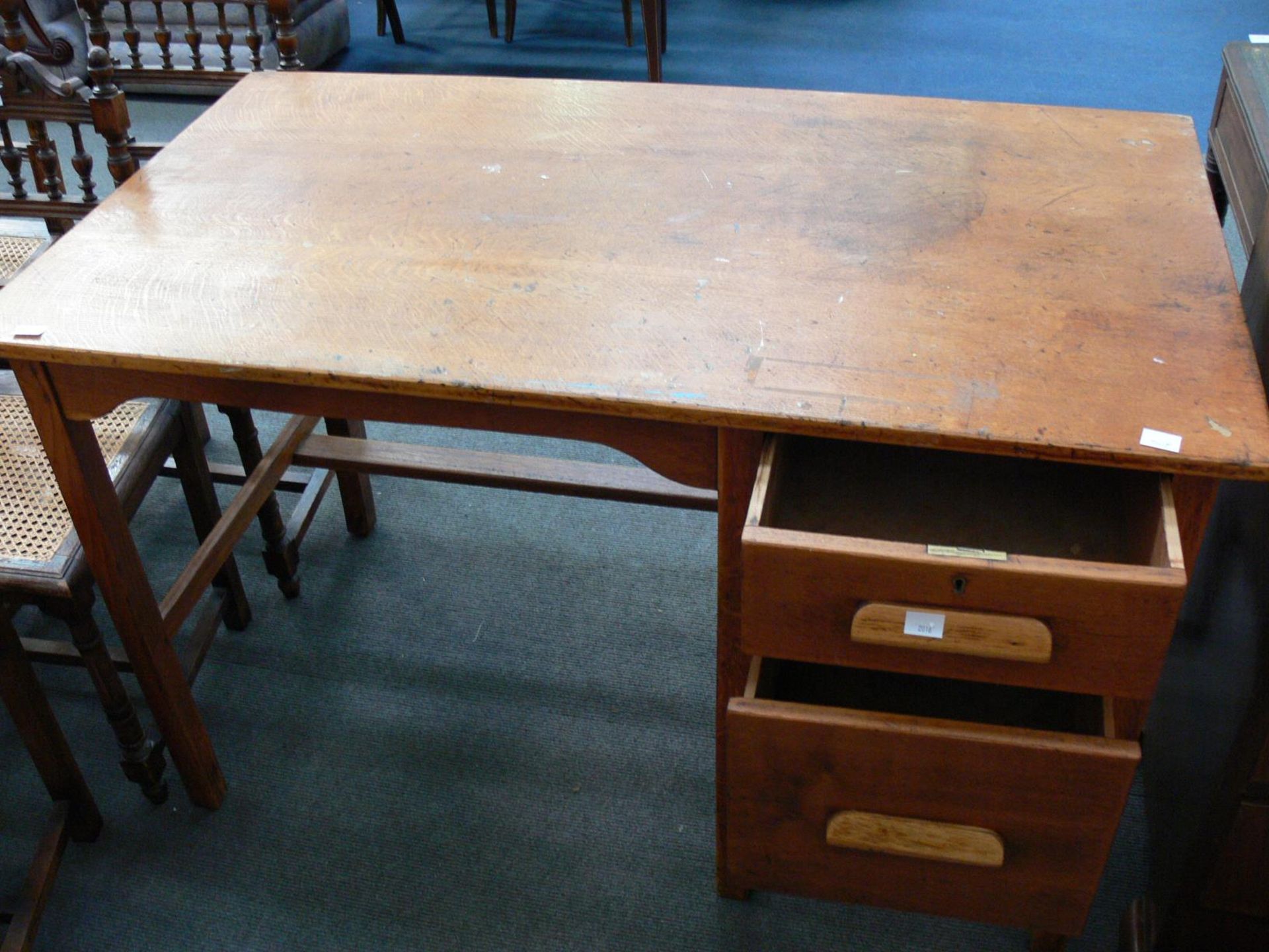 Wooden Desk with Footrest and having two drawers to the right side. (H77cm, W122cm, D68.5cm) (Est £ - Image 2 of 2