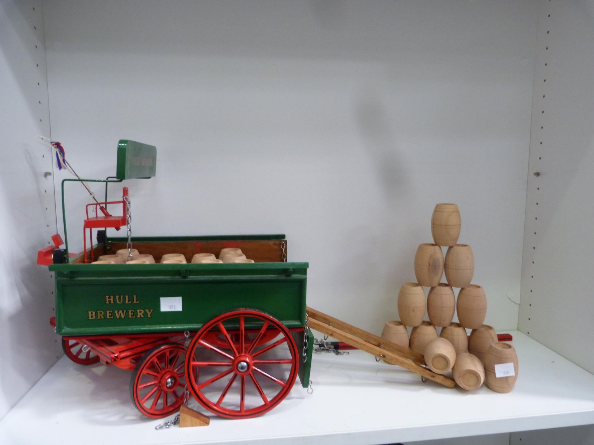 A large ''Hull Brewery'' Barrel Delivery Cart with turned wooden barrels (H41cm, W26cm, L40cm) (