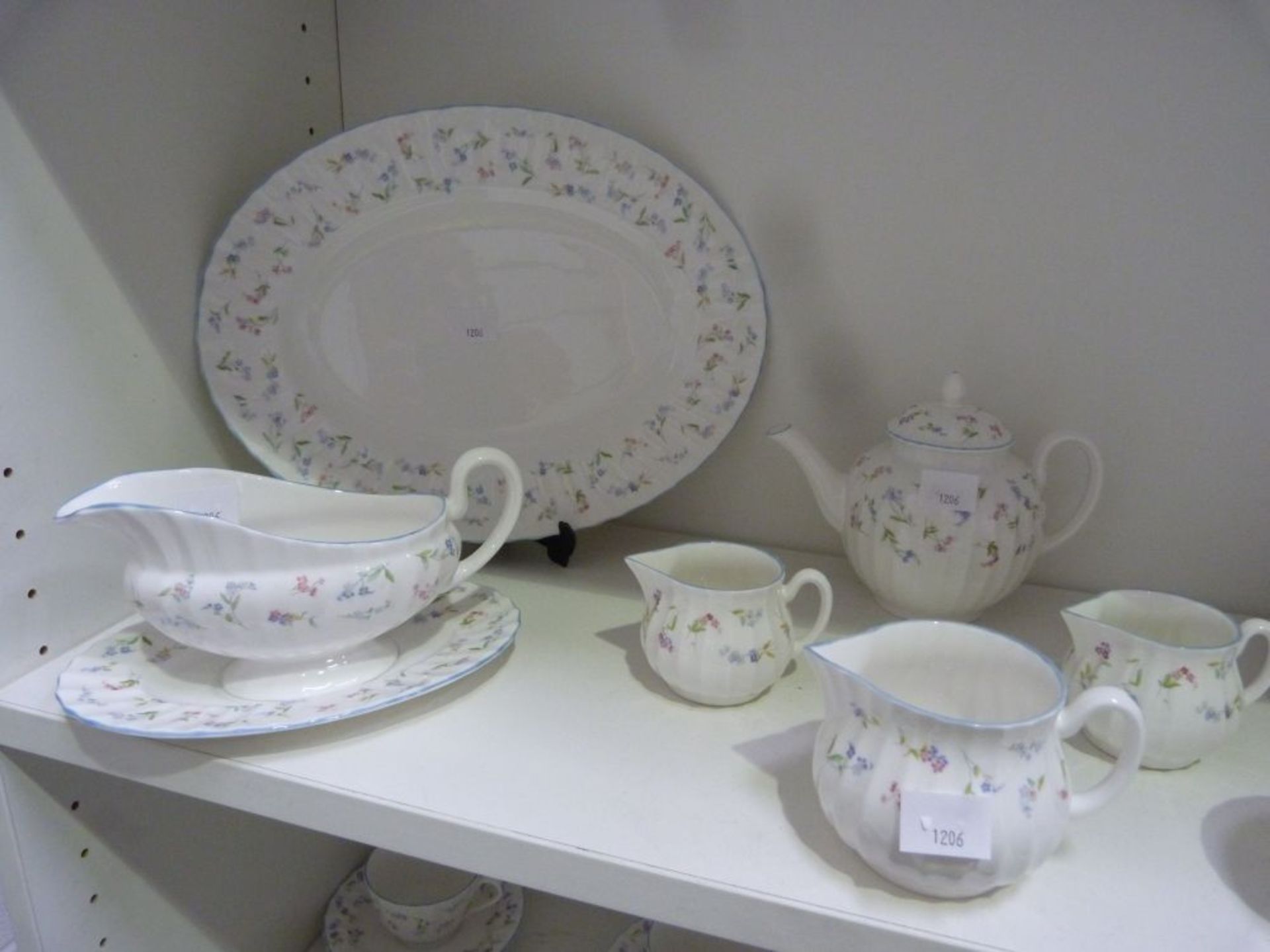 Fifty One Pieces of Royal Worcester 'Forget Me Not' Dinner Service to include Six Dinner Plates, - Image 2 of 7