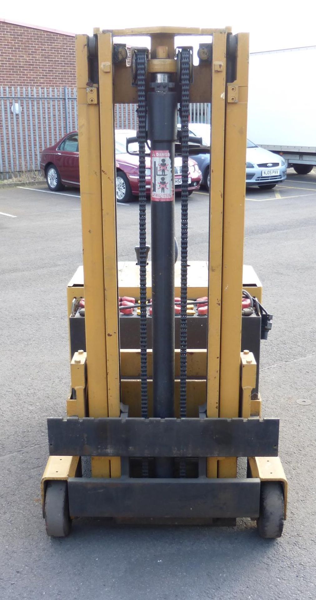 * Pimespo CTFS Electric Pedestrian Operated Pallet Truck (Spares or Repair) Please note there is - Image 3 of 5