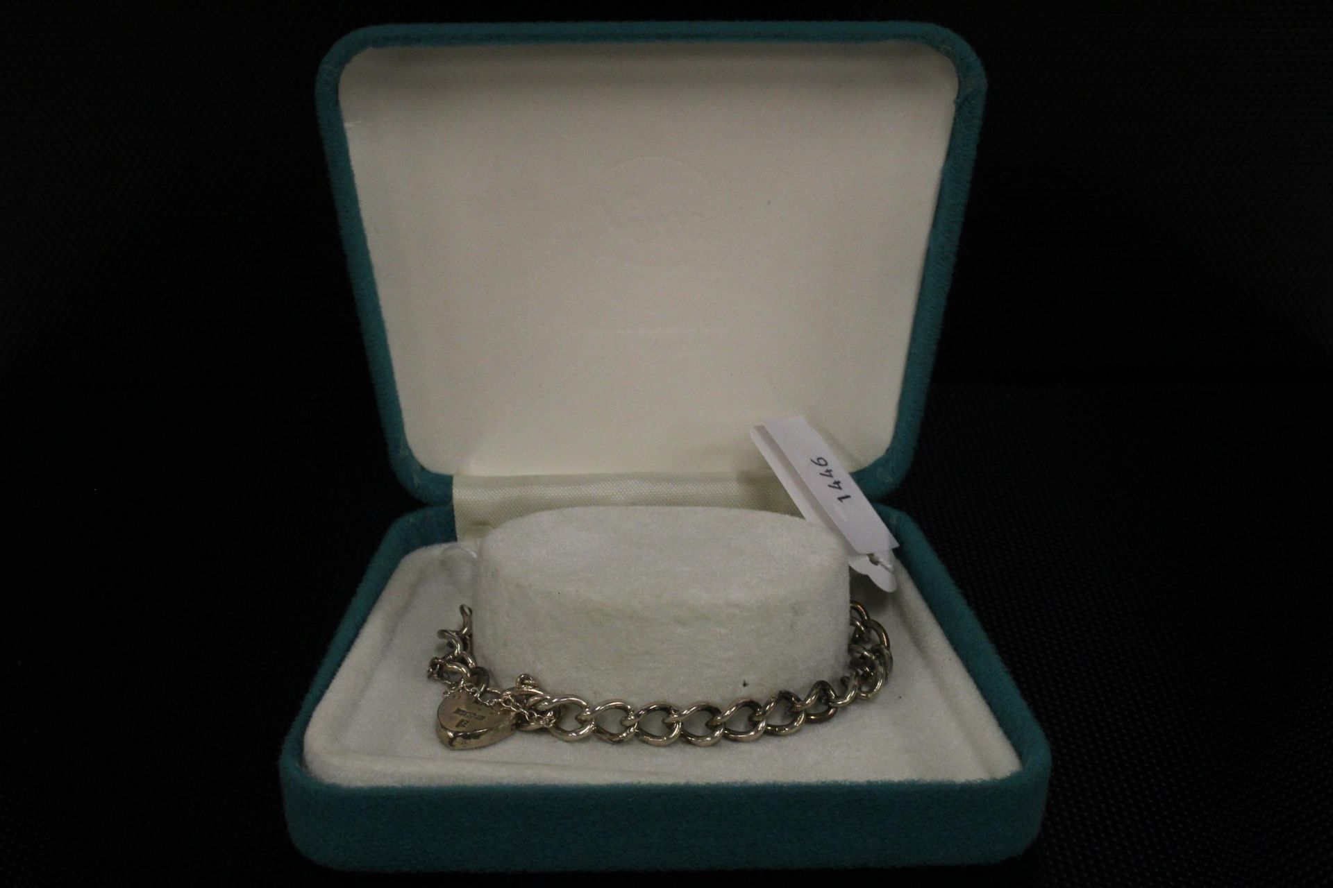 A · 925 Silver fancy link long Neck Chain 76cm and a Silver (?) Chain Bracelet with a heart shape - Image 4 of 4