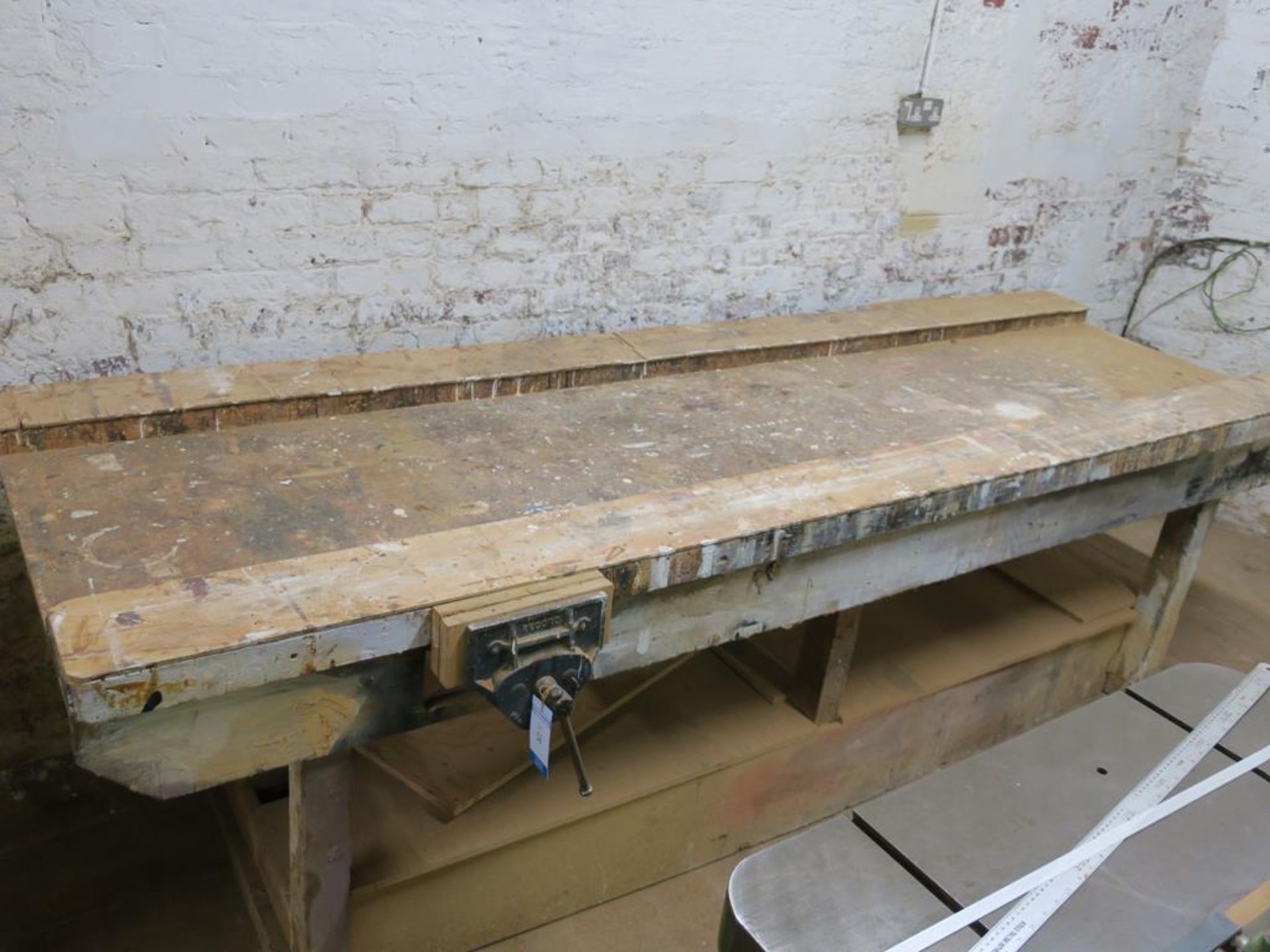 * Wooden Workbench to include Record No 52½ E Vice. Bench Size 3050mm Long x 980mm Wide x 940mm