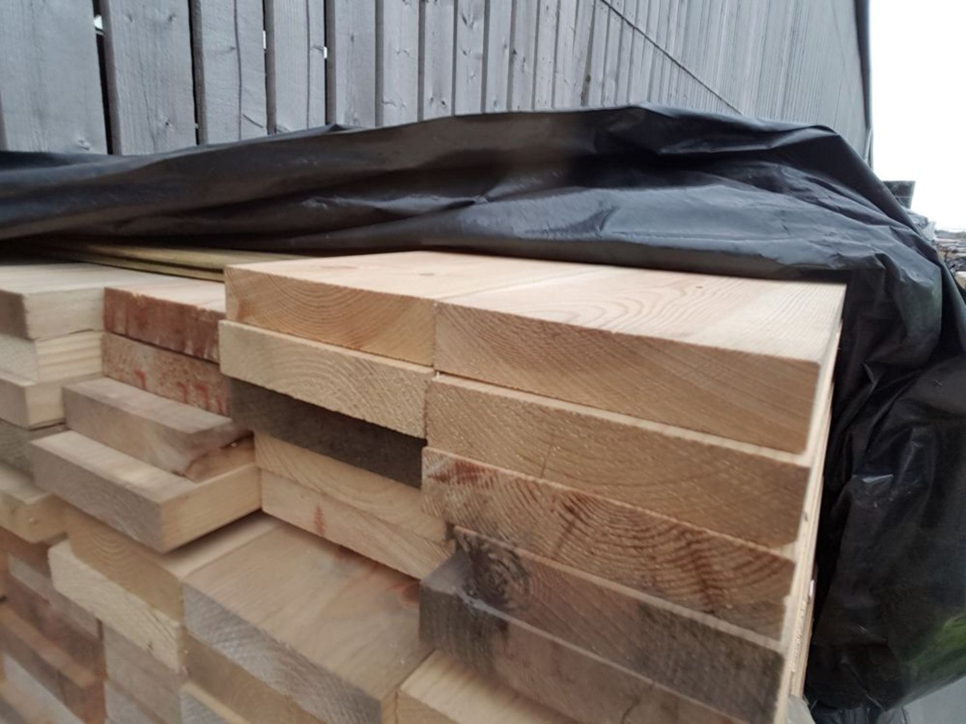 * 25x100 (20x95), planed square edged, 108 pieces @ 1120mm. MX0522. Please note this lot is