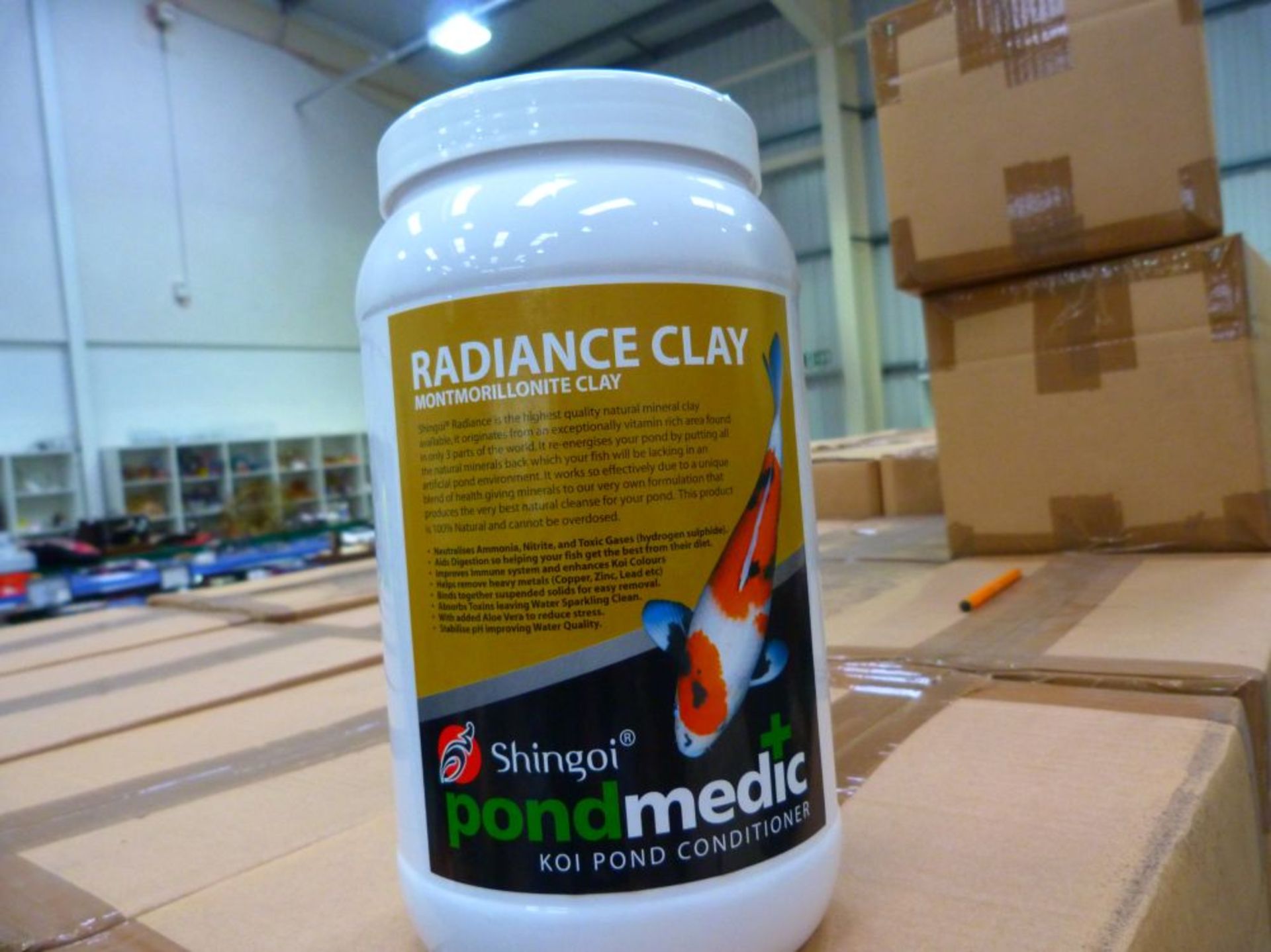 * 2 x Boxes (12 pieces) Radiance Clay Koi Pond Conditioner with Montmorillonite Clay 1.5 Litres per