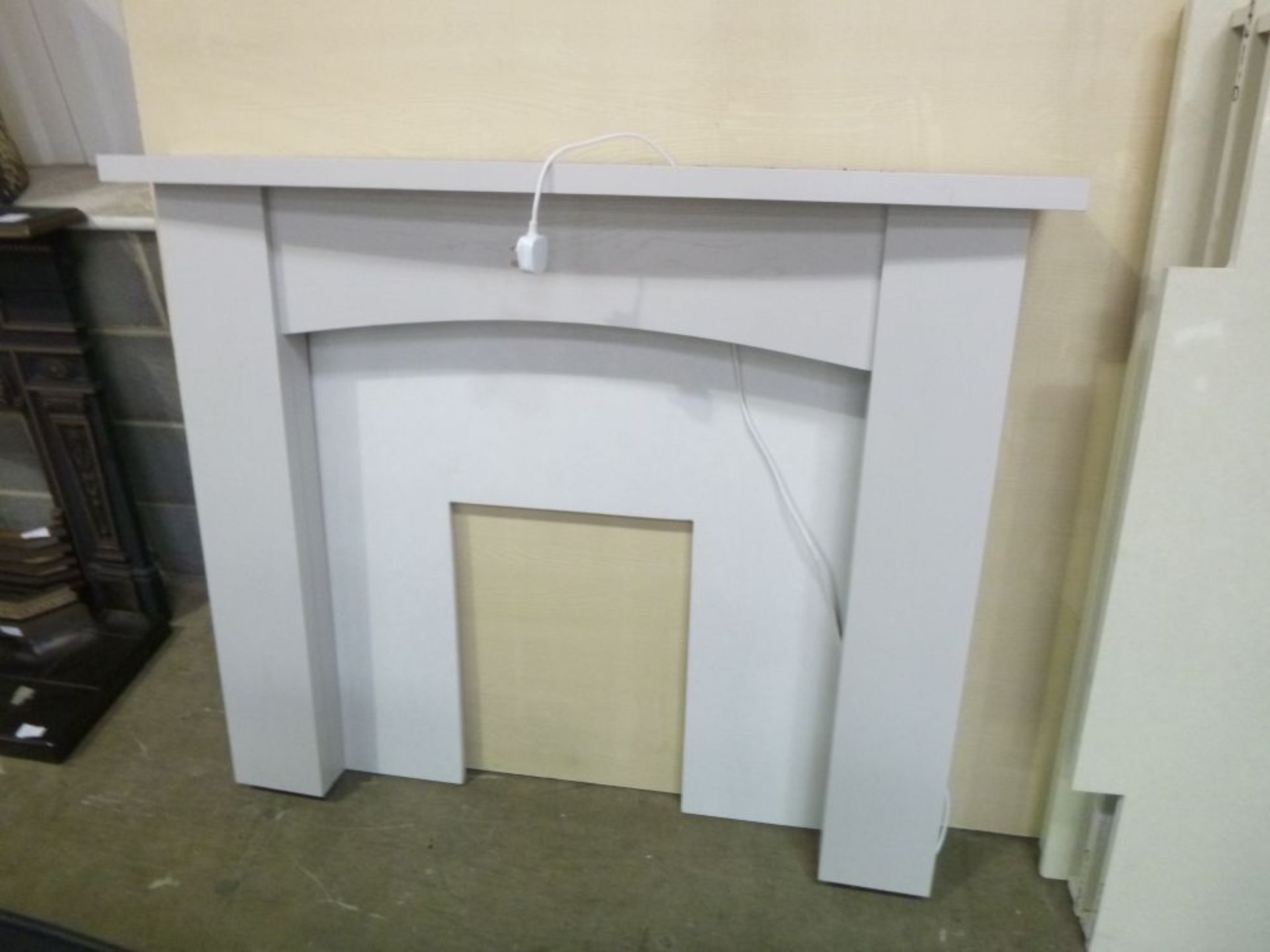 * Wooden mantelpiece and marble back plate. Please note there is a £10 plus VAT Lift Out Fee on this
