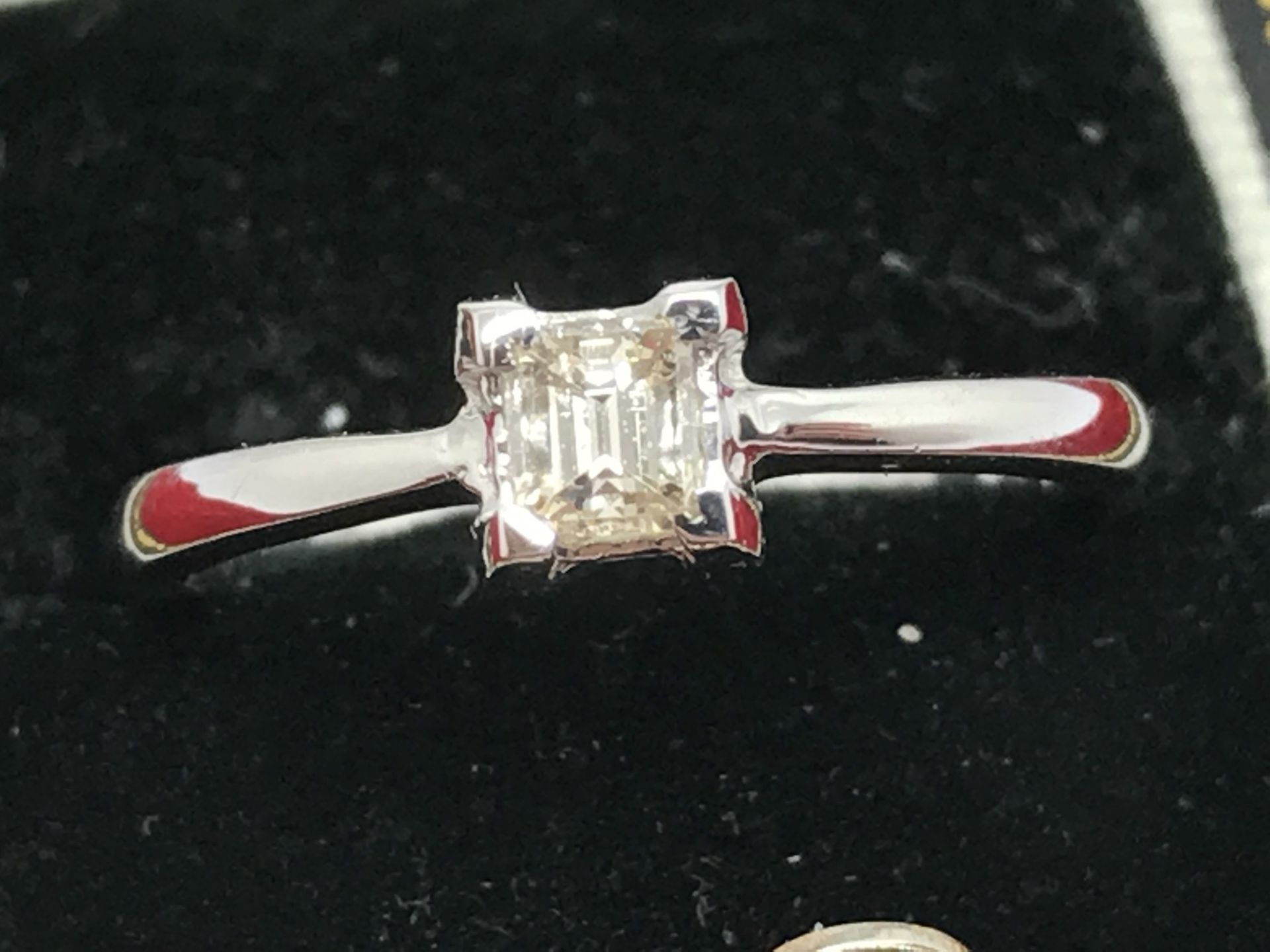 0.26ct ASSCHER CUT DIAMOND SOLITAIRE RING SET IN WHITE METAL TESTED AS 14ct GOLD **NO RESERVE**