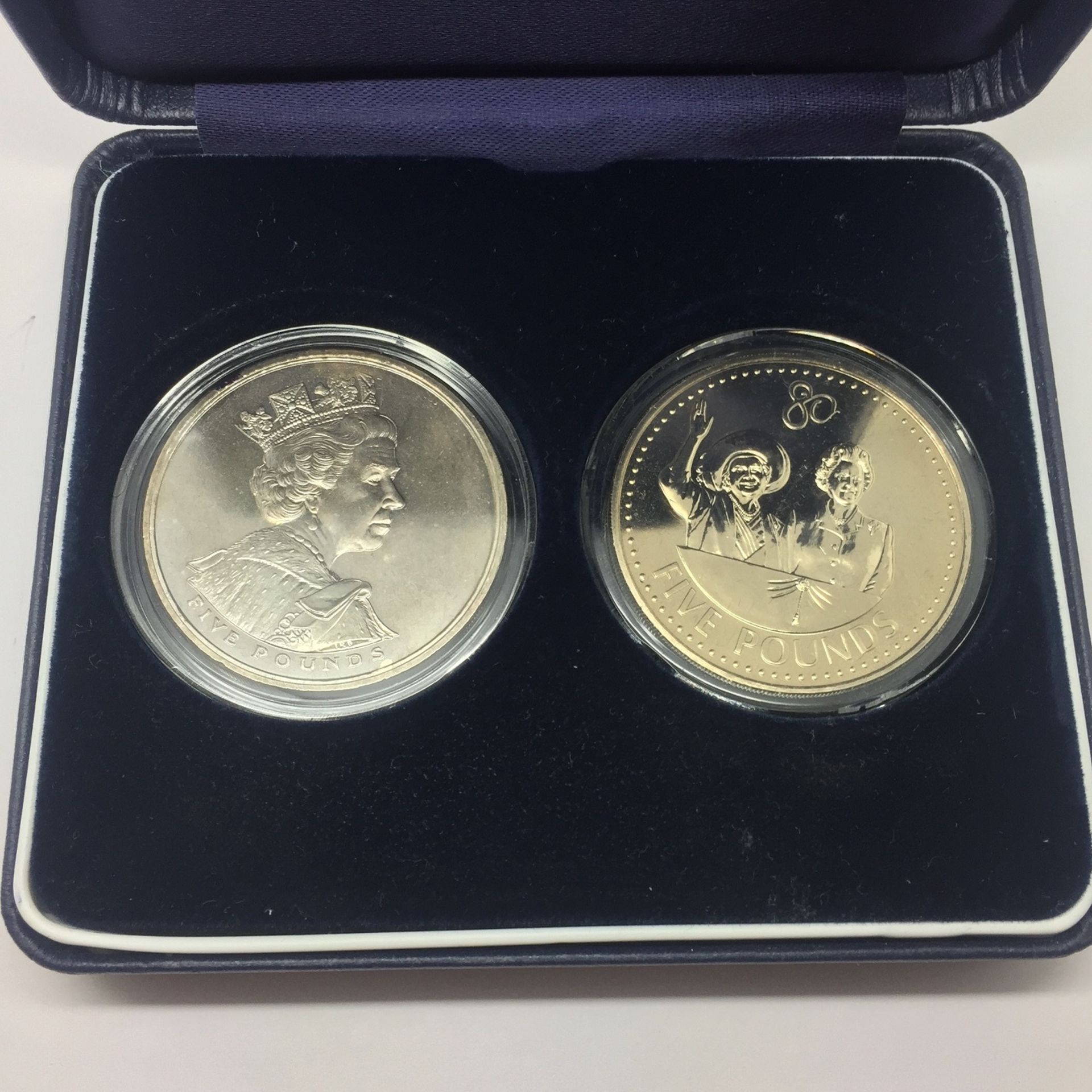 2 Boxed Five Pound Coins Celebrating The Queens 80th Birthday - Image 2 of 3