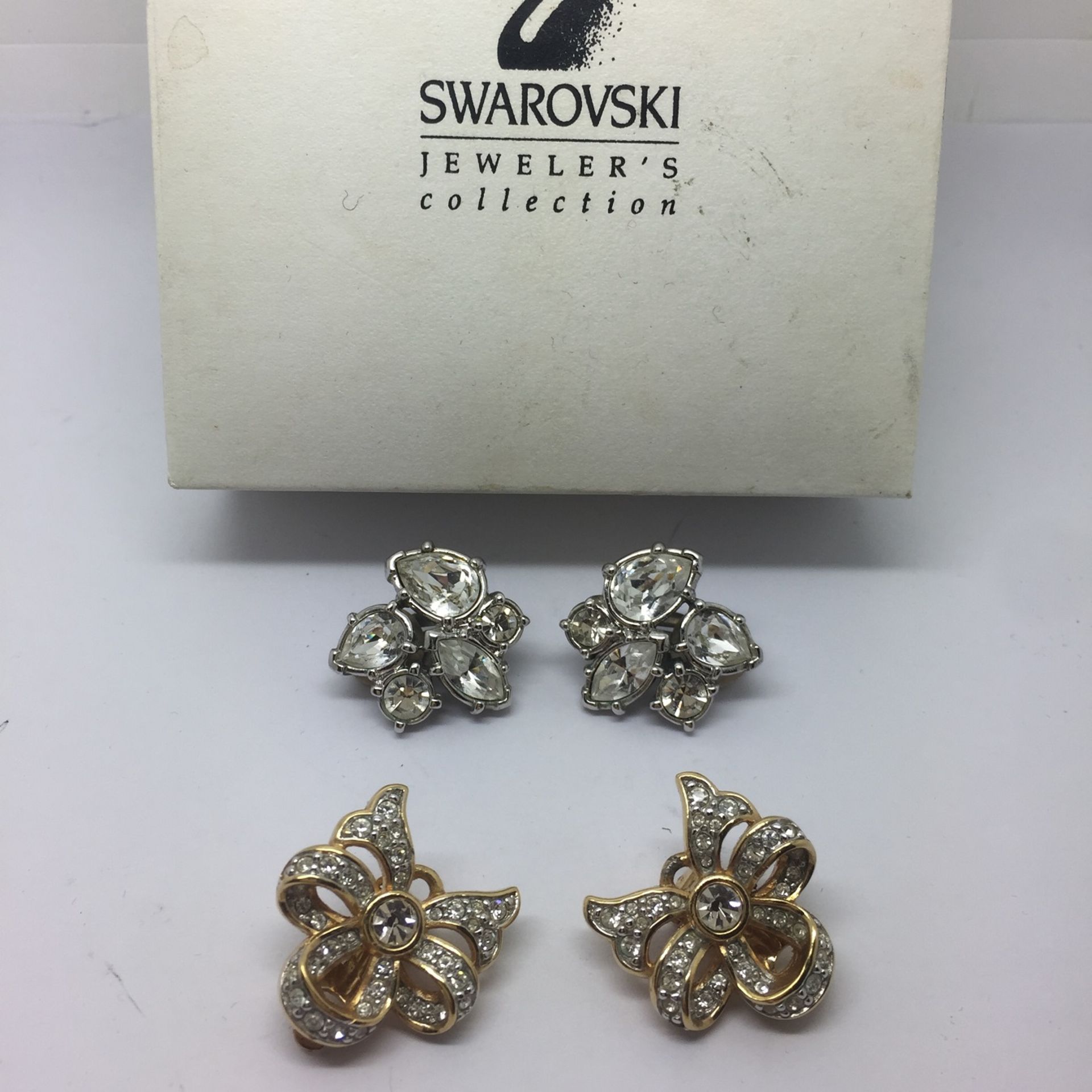 2 Pcs Swarovski Earrings