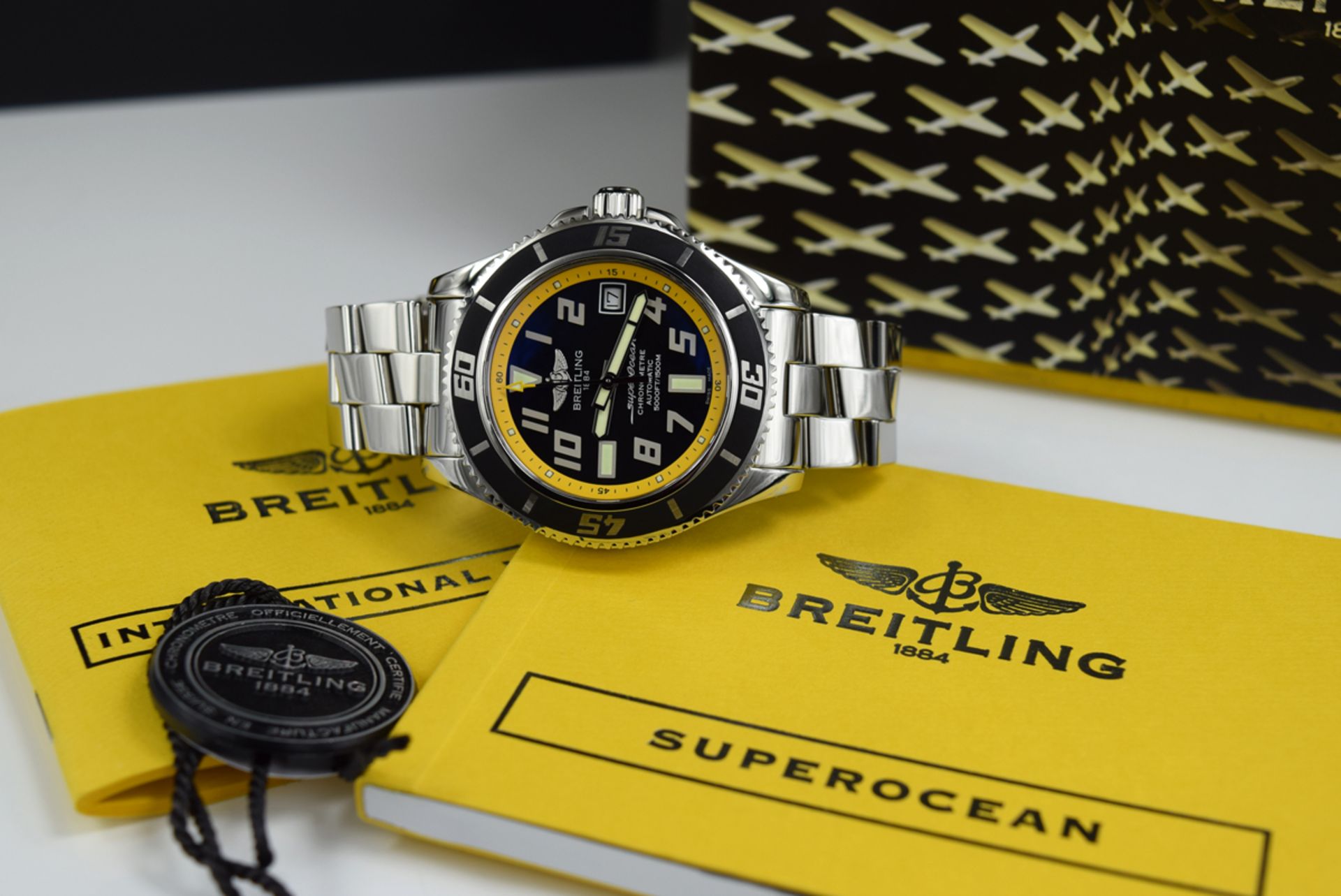 *** BREITLING SUPEROCEAN 42 'ABYSS' (A17364) *** - Image 2 of 12