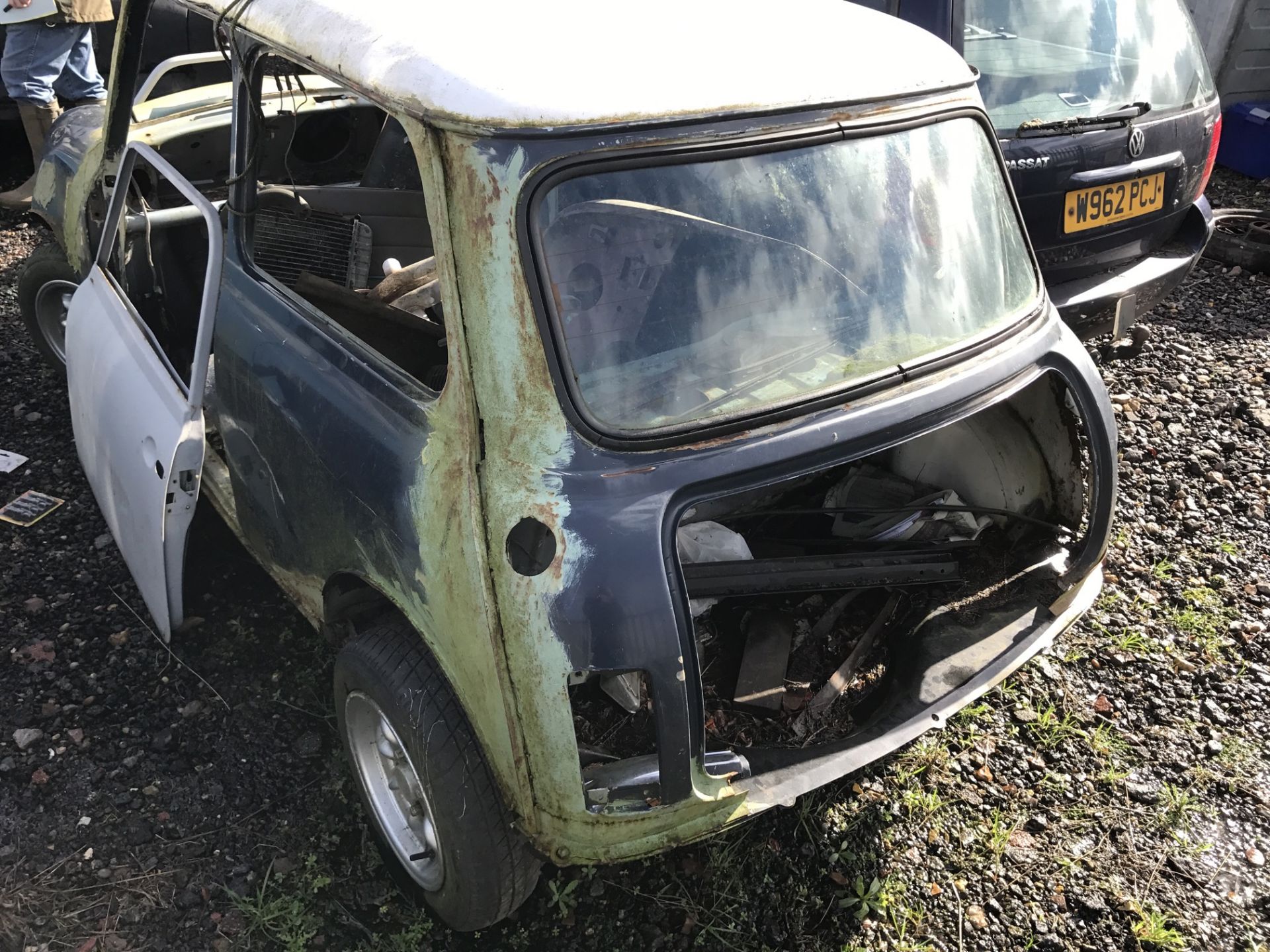 1986 Mini with v5 paper work. - NO RESERVE - Image 3 of 8