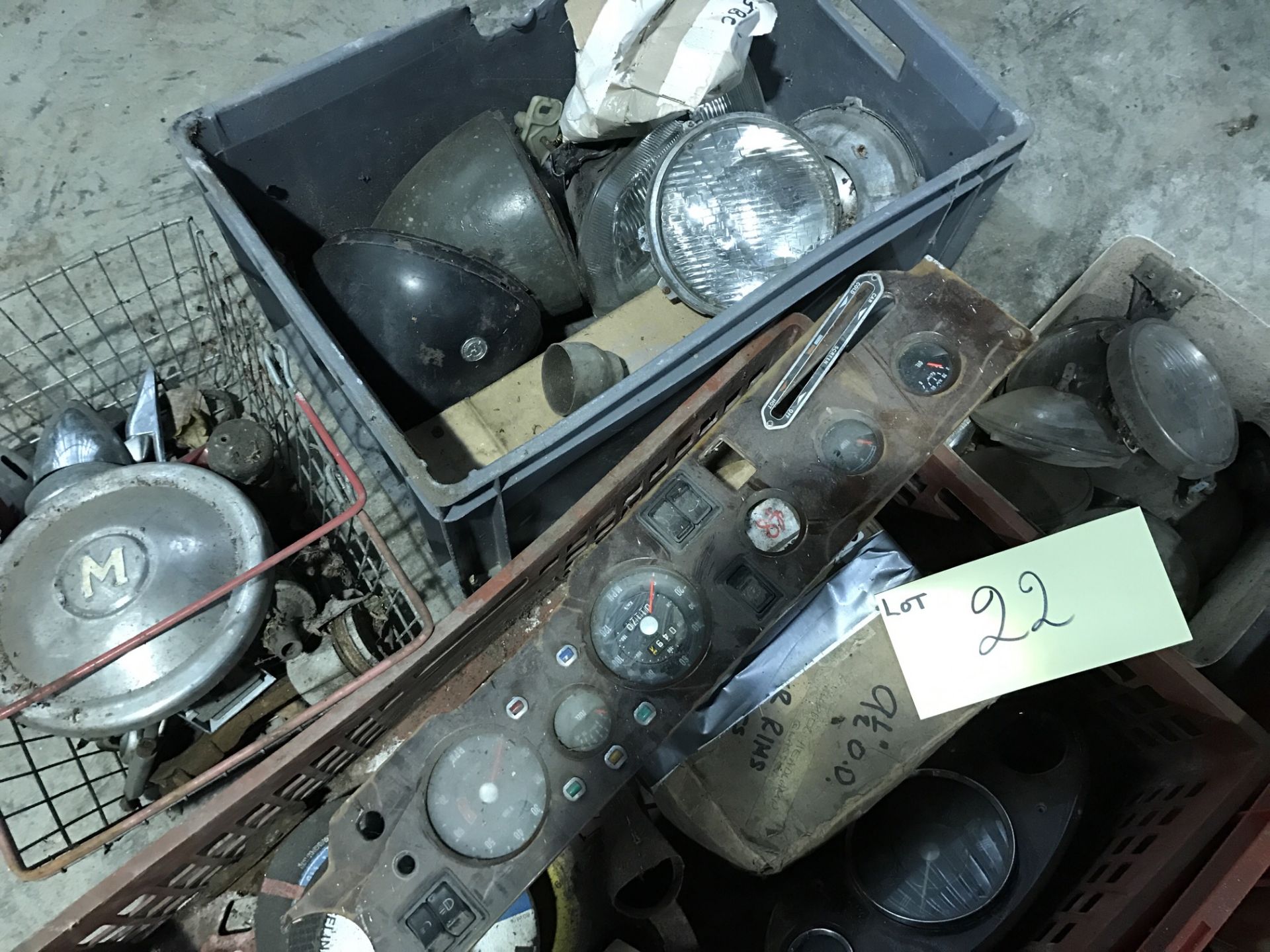 Selection of headlamps, dash boards etc. - NO RESERVE - Image 4 of 4