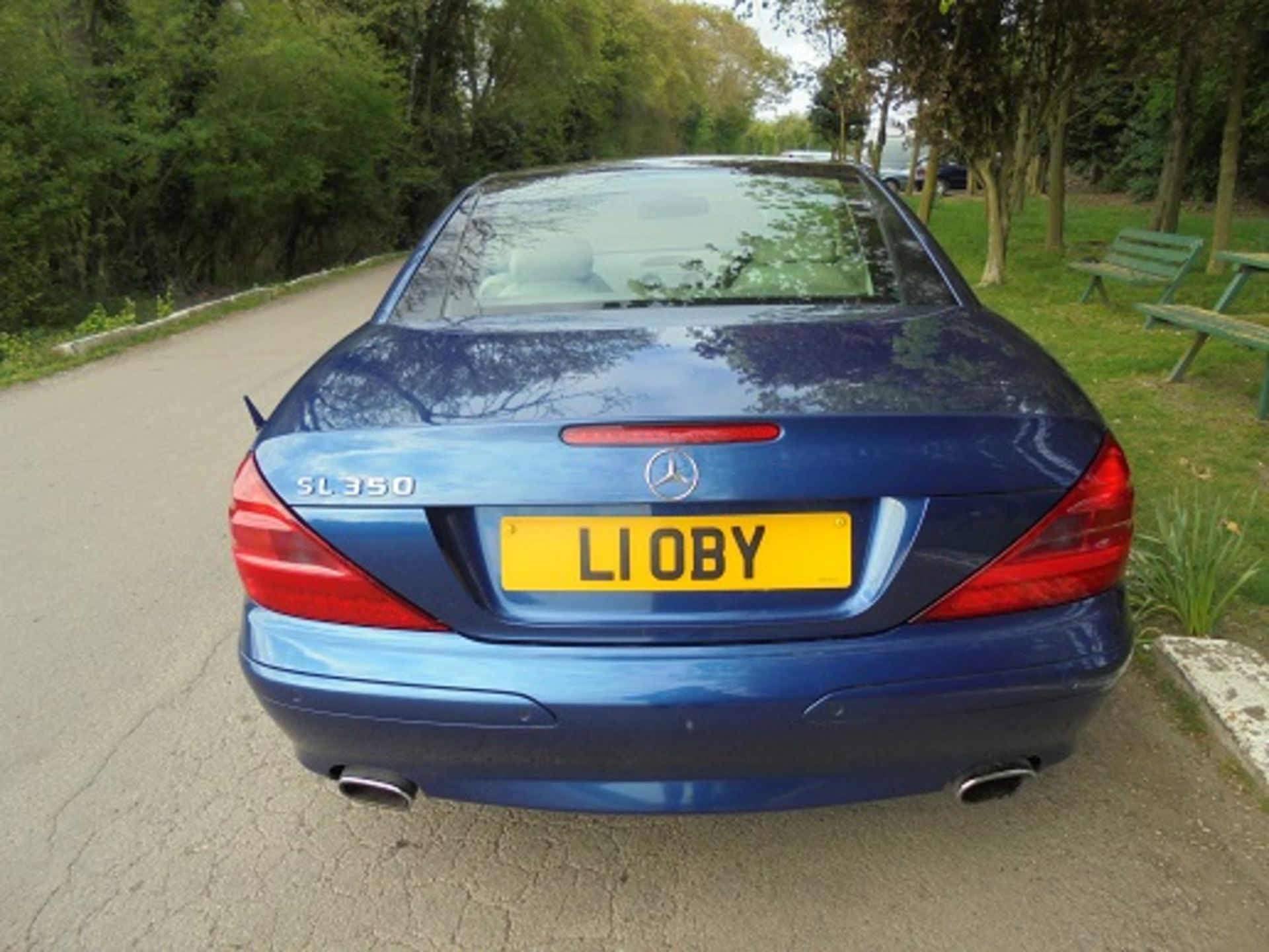 MERCEDES SL350 WITH PRIVATE PLATE: L1OBY INCLUDED - Image 13 of 13