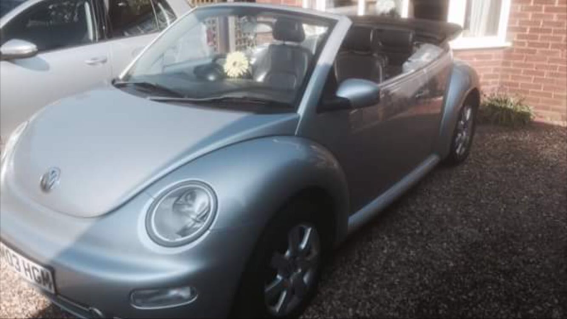 2003 SILVER VOLKSWAGEN BEETLE CONVERTIBLE - LEATHER - ELECTRIC HOOD - Image 4 of 8