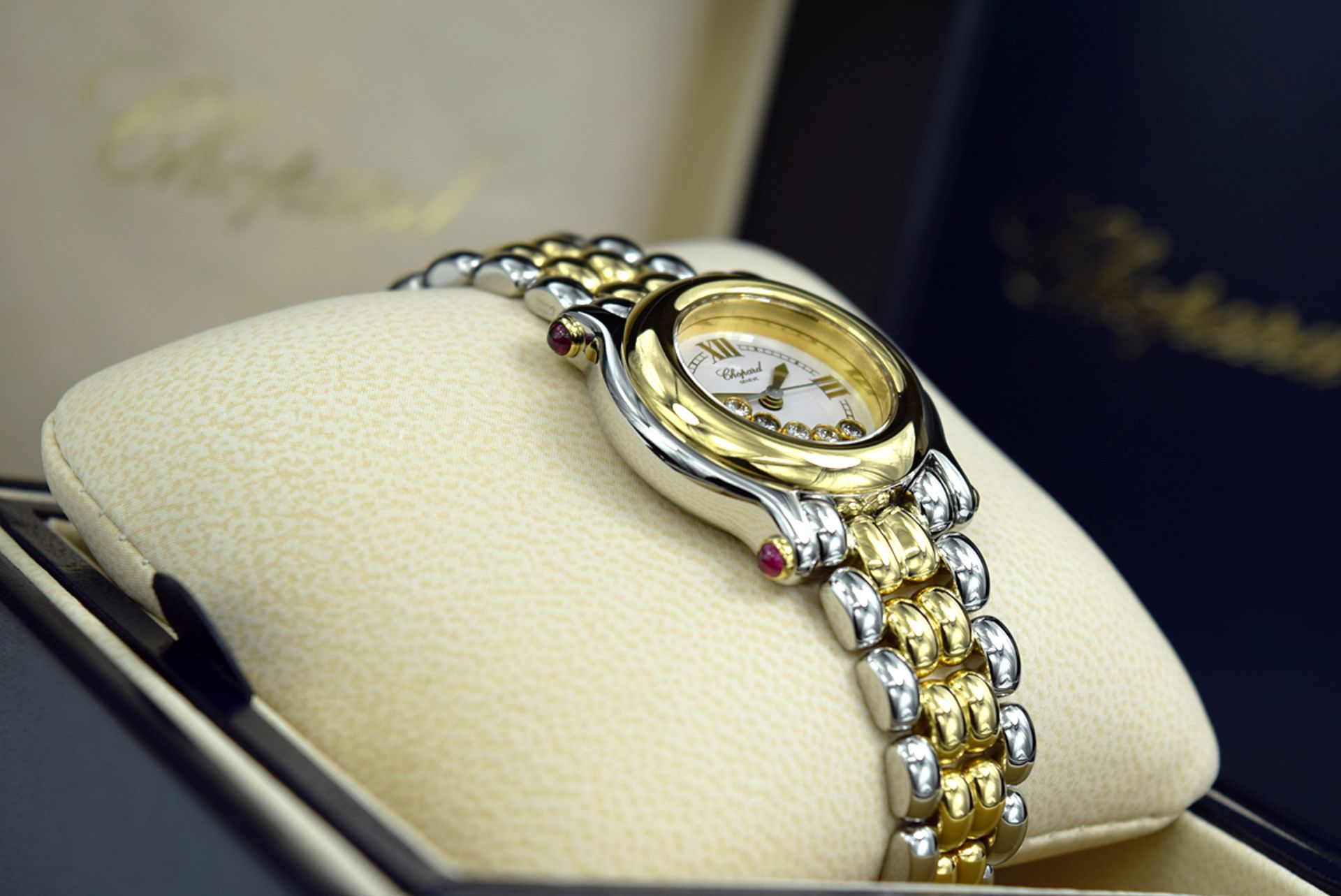 CHOPARD - HAPPY SPORT in 18K GOLD & STEEL with 'FLOATING' DIAMONDS! - Image 9 of 10