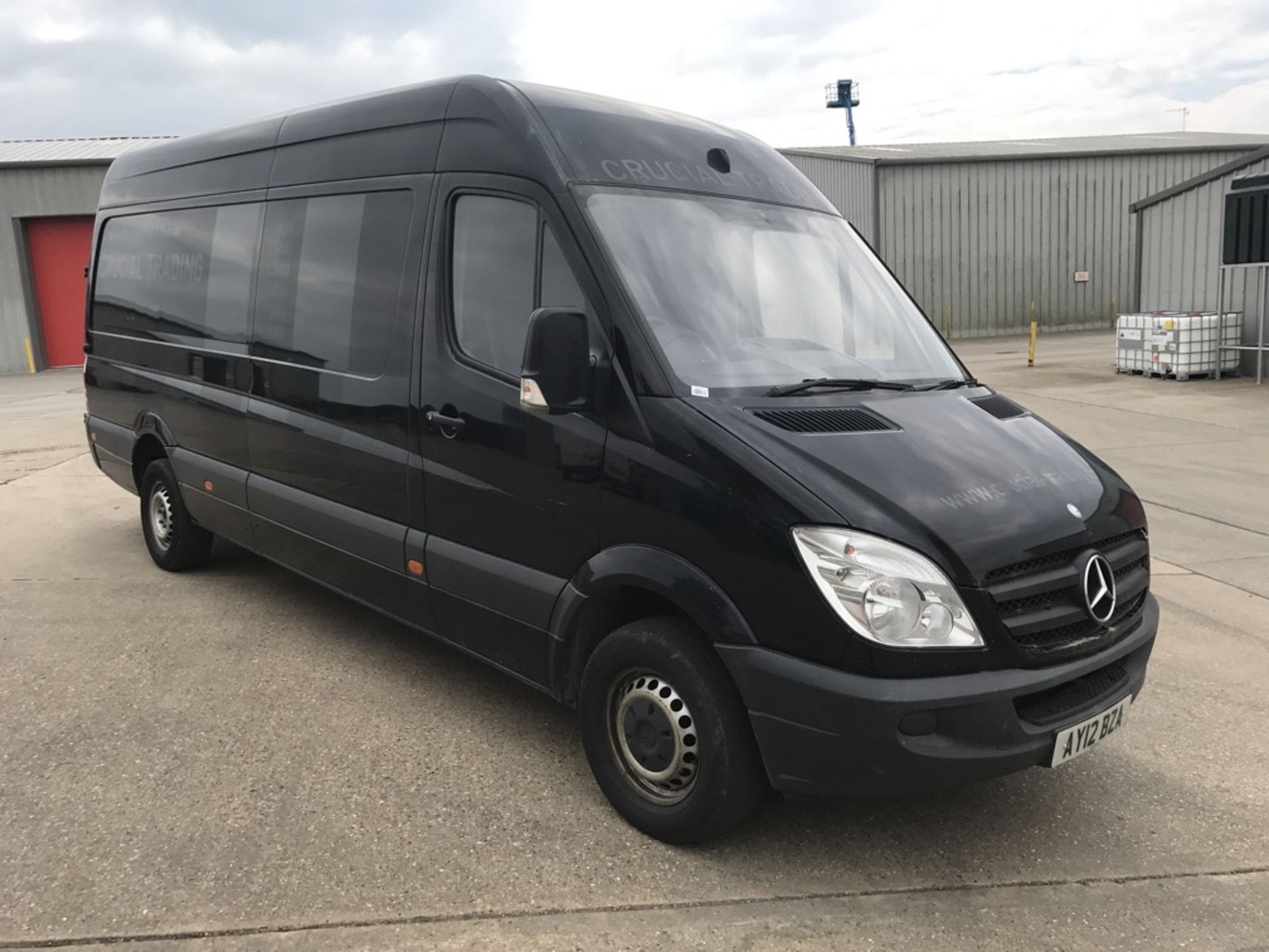 BLACK BEAUTY MERCEDES SPRINTER 4m 313 CDI VAN IN BLACK - 2012 12 REG - Image 3 of 12