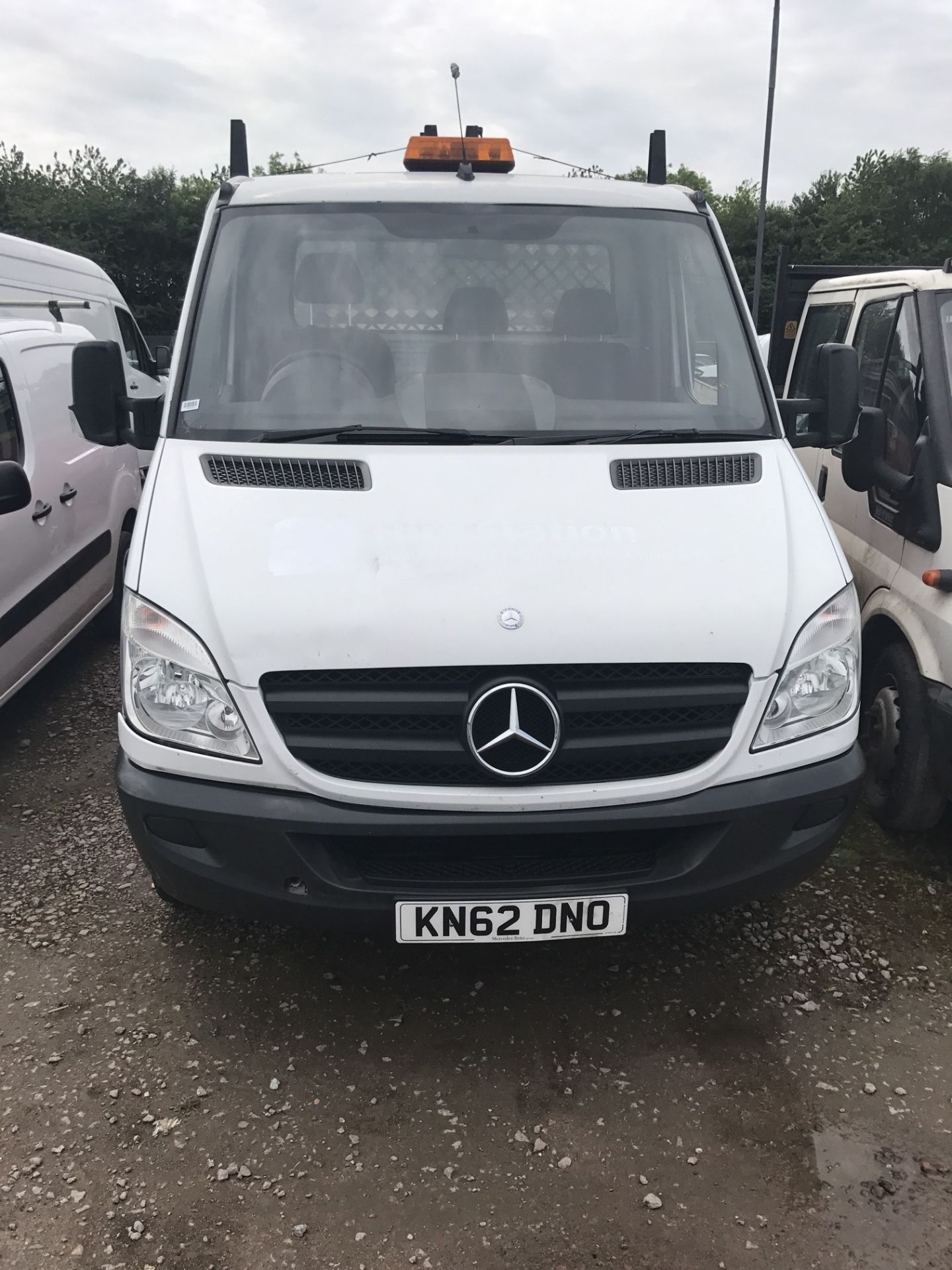 2012 62 REG MERCEDES SPRINTER 313 CDI "JUMBO" XLWB DROPSIDE WITH TAIL LIFT PICK UP TRUCK - Image 2 of 9