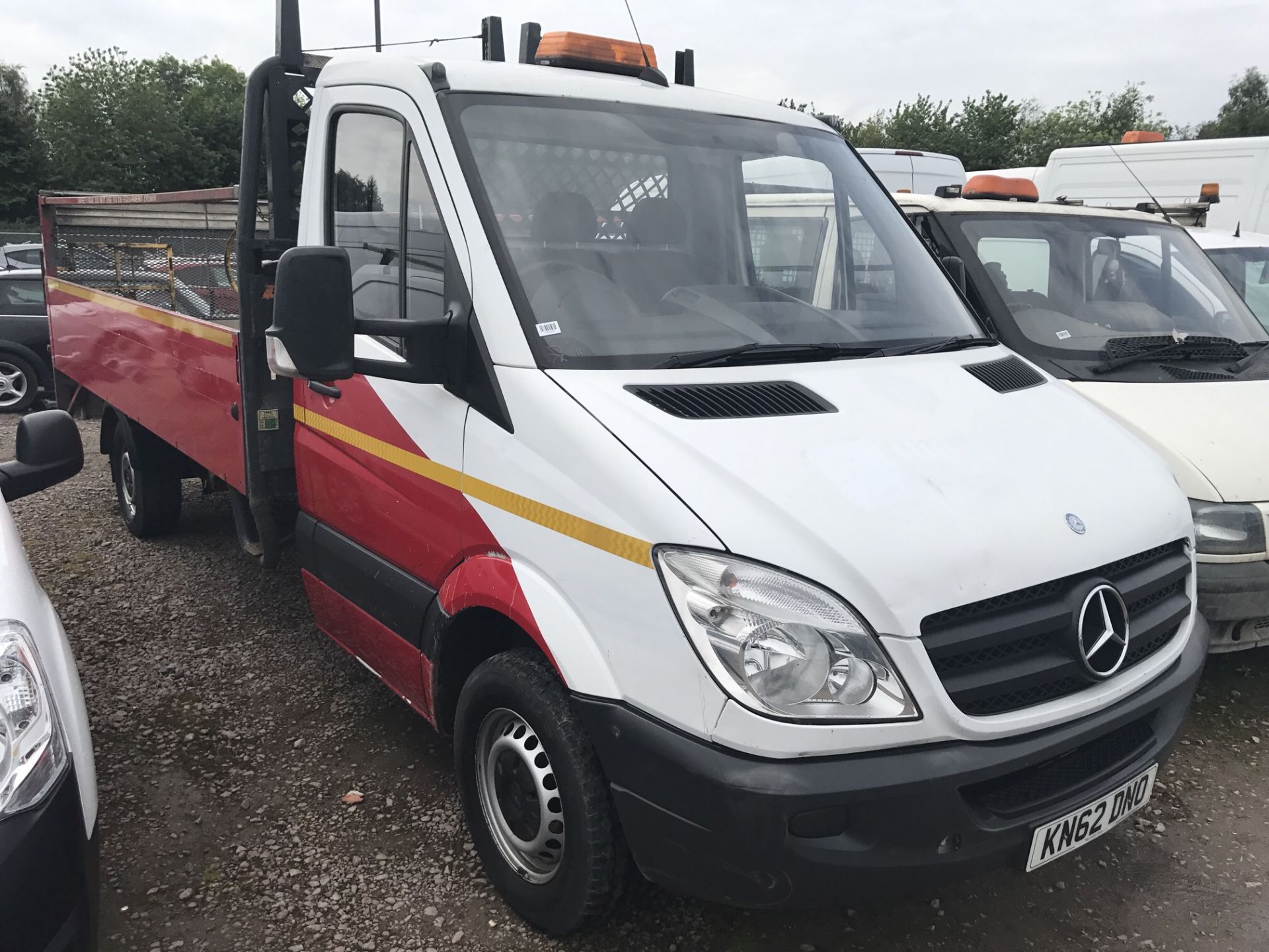 2012 62 REG MERCEDES SPRINTER 313 CDI "JUMBO" XLWB DROPSIDE WITH TAIL LIFT PICK UP TRUCK - Image 5 of 9