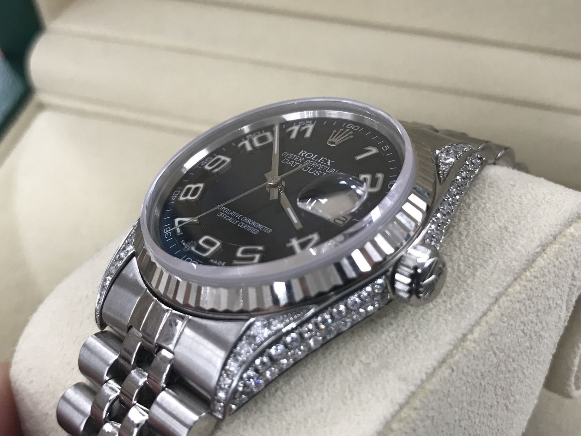 ROLEX DATEJUST SET WITH AFTERMARKET DIAMONDS 36mm - Image 9 of 17