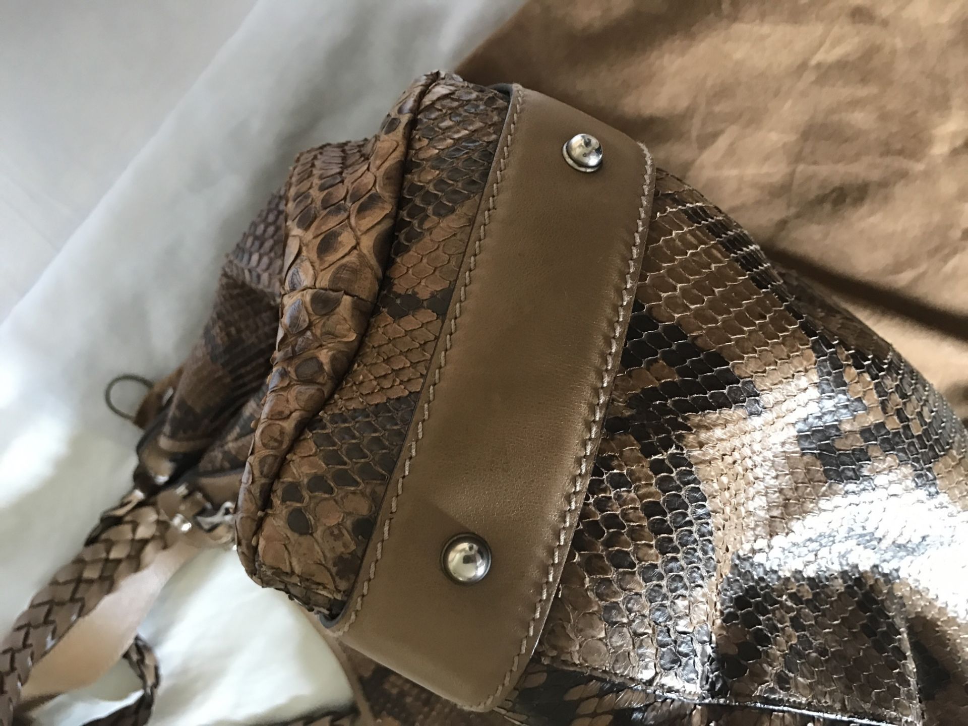 RARE GUCCI SNAKESKIN HANDBAG WITH DUSTBAG IN GREAT CONDITION - Image 15 of 15