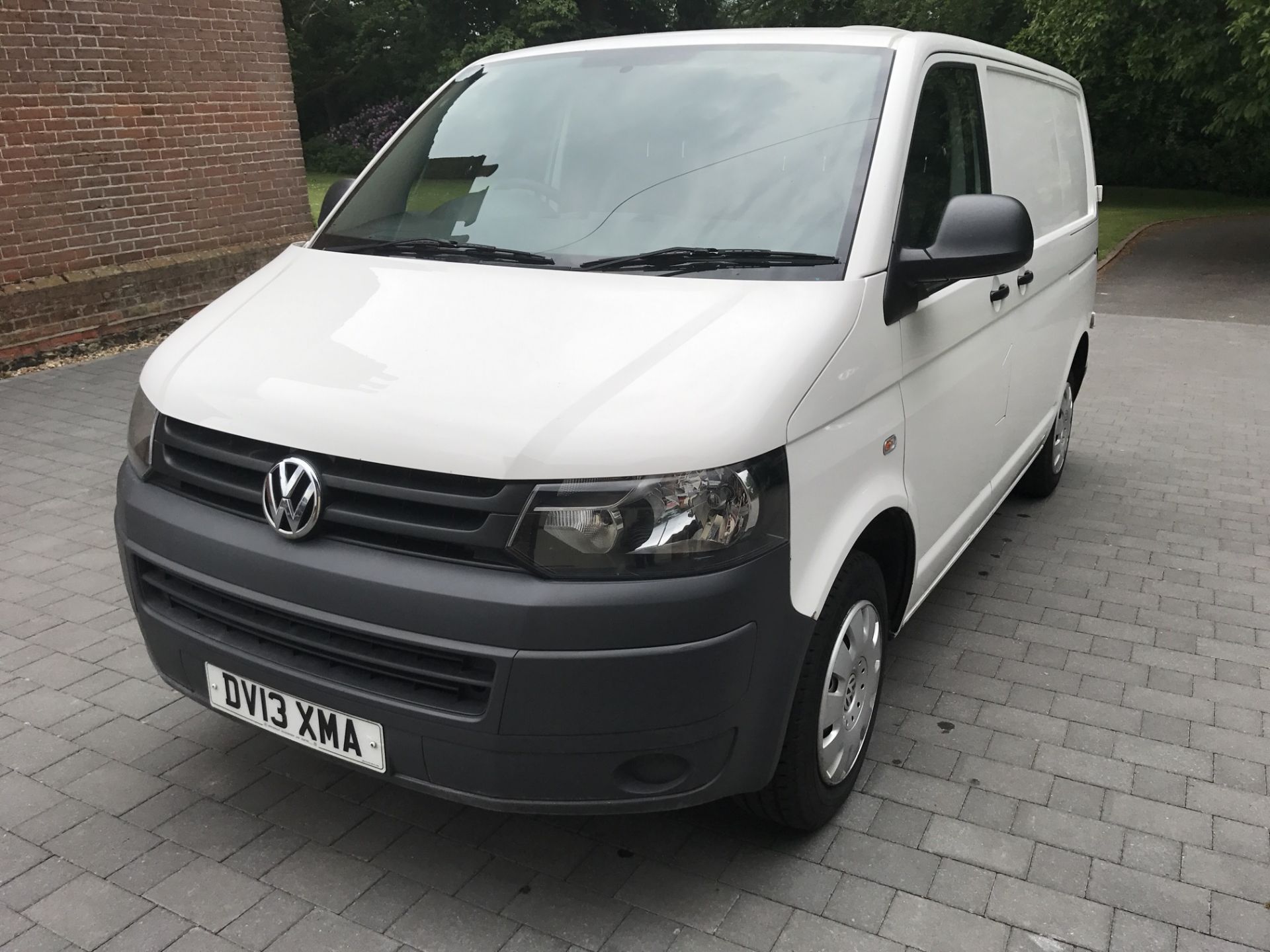 2013 / 13 REG VOLKSWAGEN TRANSPORTER T28 102 TDI WITH FULL SERVICE HISTORY - Image 2 of 18