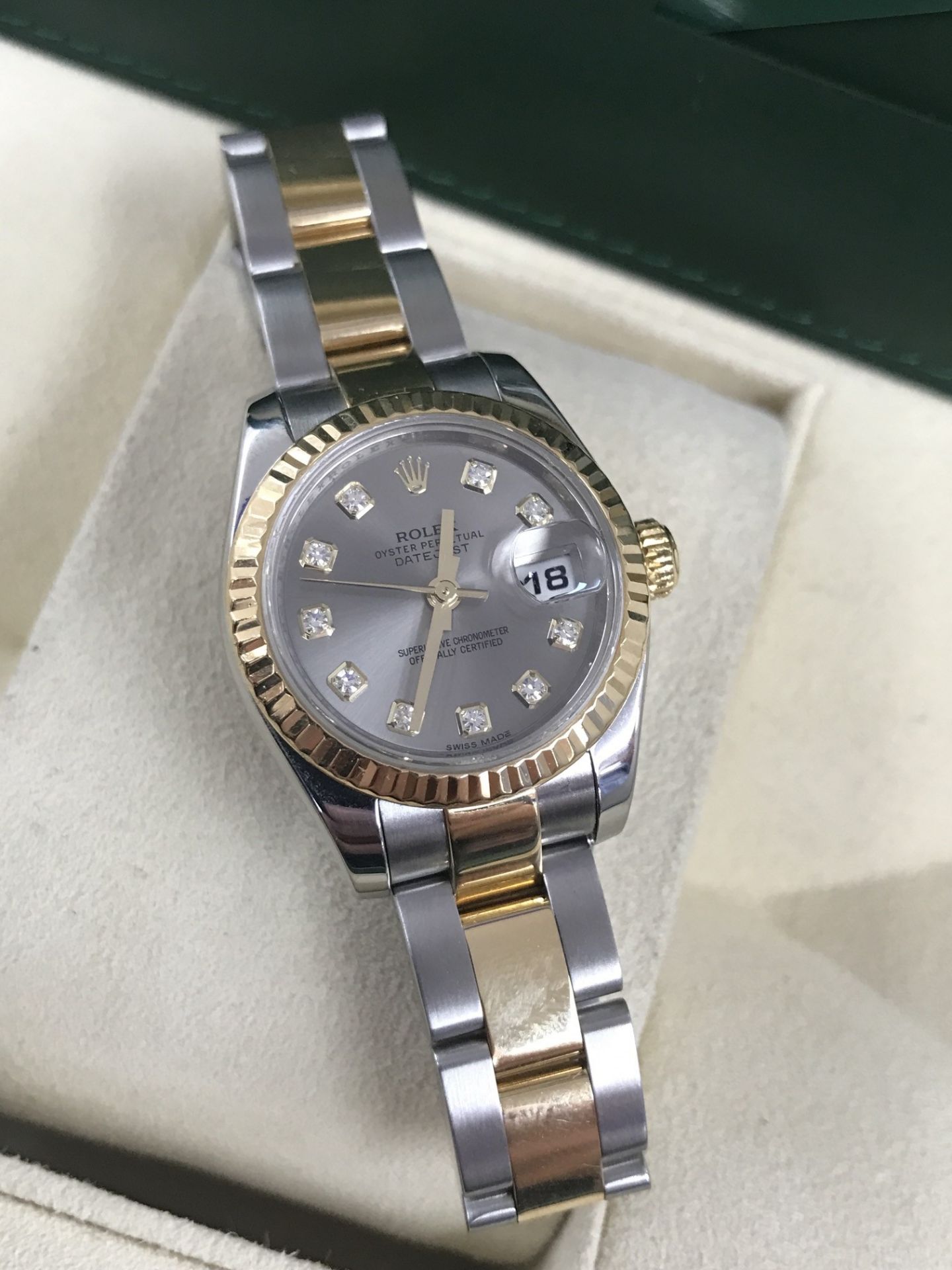 LADIES STEEL & GOLD ROLEX DATEJUST SET WITH DIAMONDS WITH BOX & PAPERS - Image 6 of 10