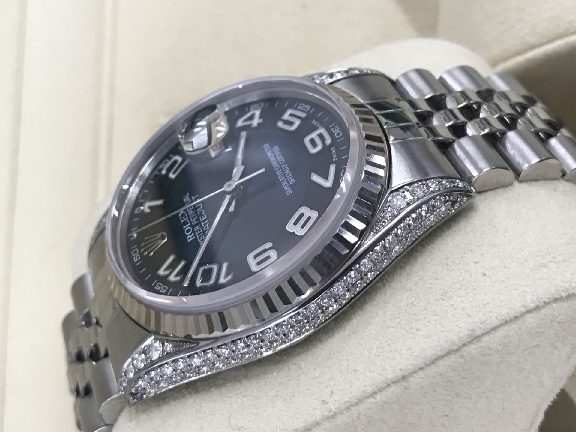 ROLEX DATEJUST SET WITH AFTERMARKET DIAMONDS 36mm - Image 4 of 17
