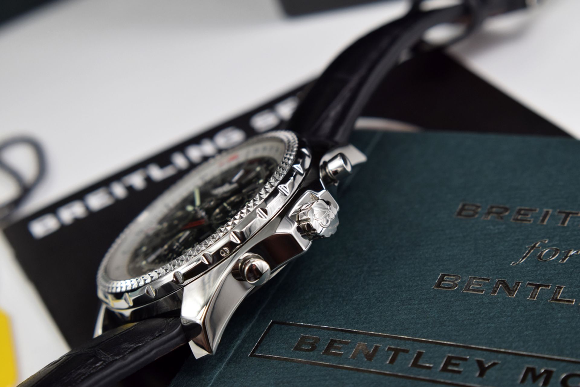 BREITLING - BENTLEY MOTORS (A25362) *SPECIAL EDITION! - Image 7 of 12