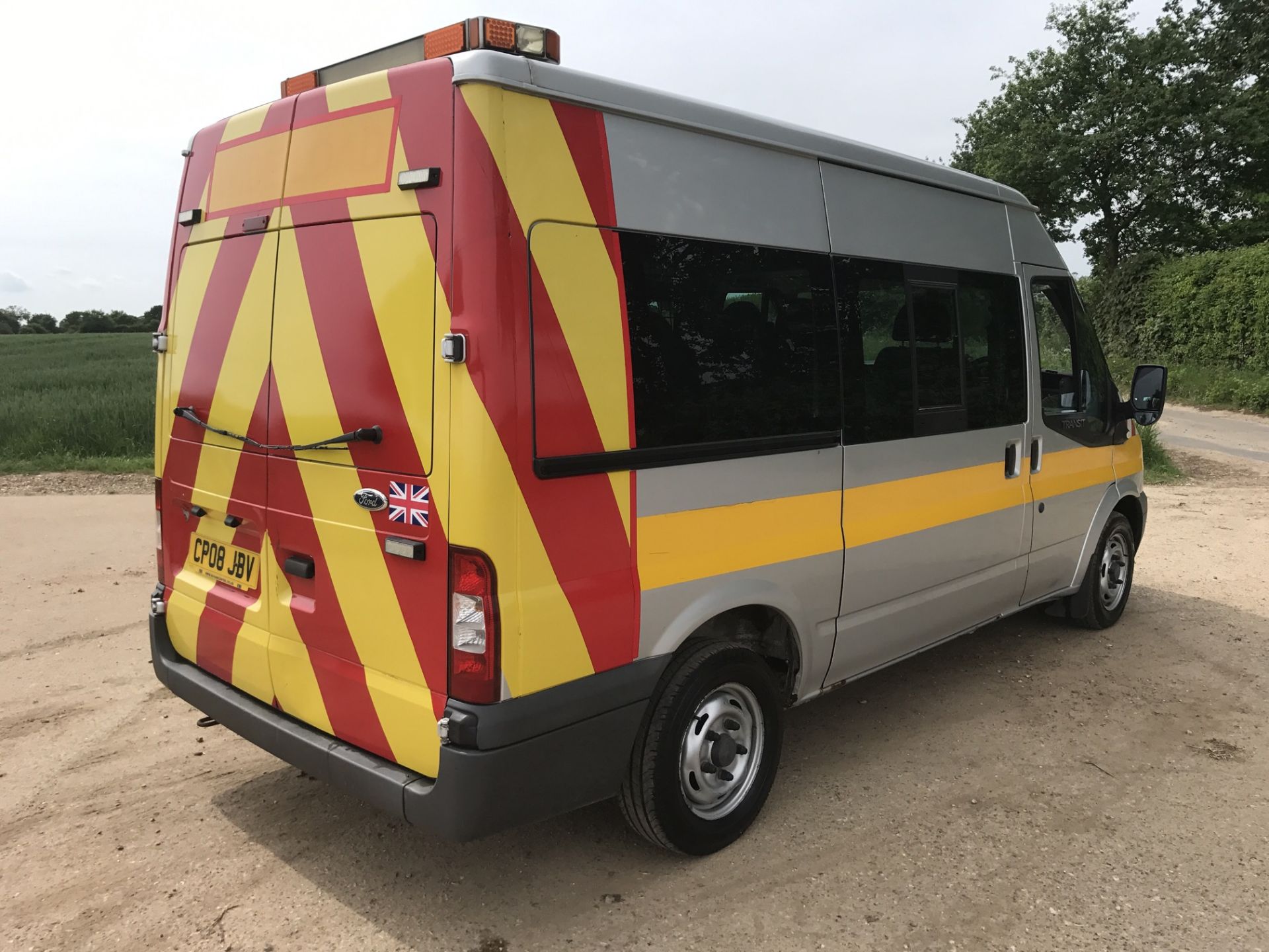 FORD TRANSIT 110 9 SEATER MINIBUS 0808 BEEN USED FOR WIDE LOAD SUPPORT - Bild 7 aus 16