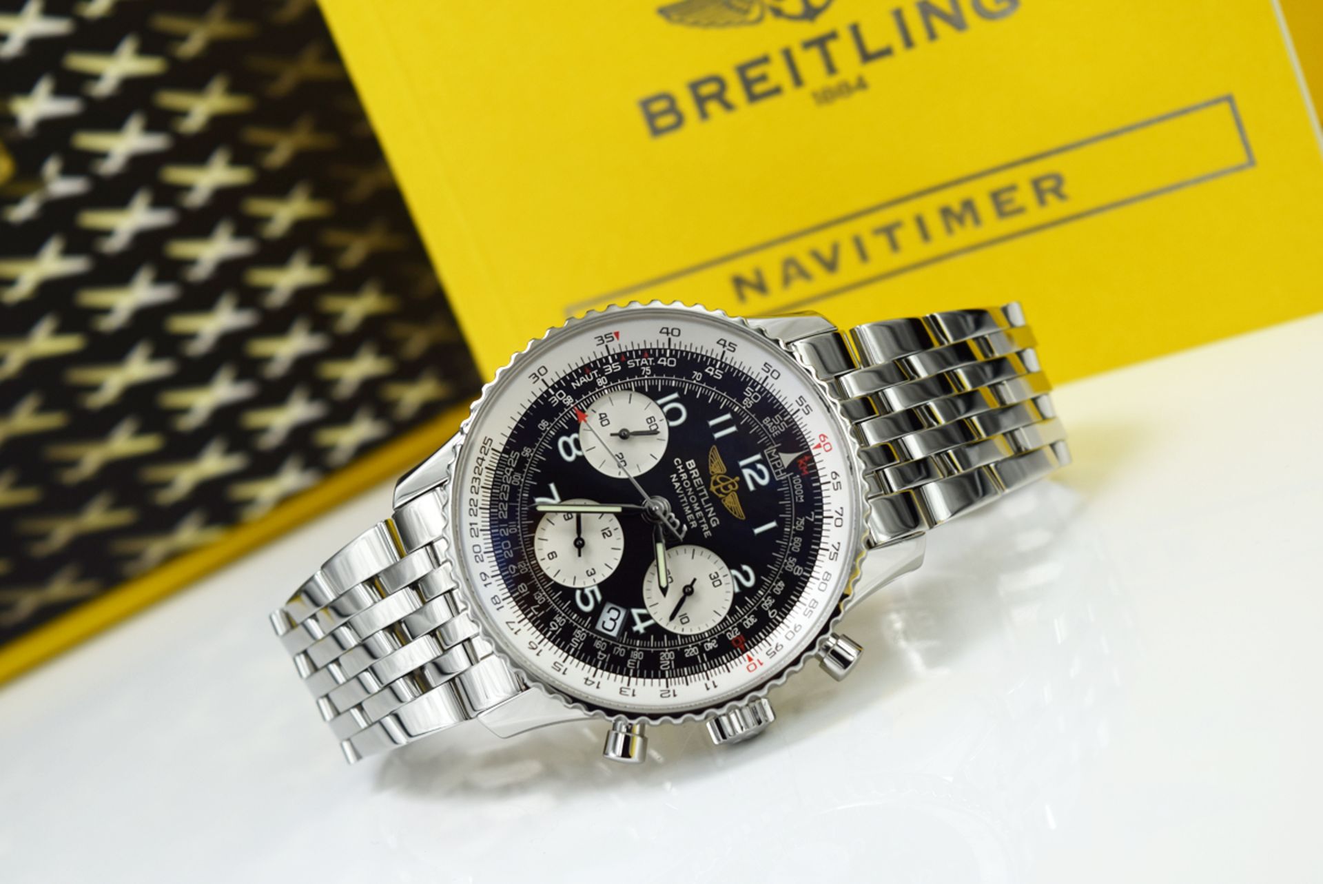 BREITLING NAVITIMER with RARE STEEL BRACELET & BLACK / WHITE DIAL!!! - Image 12 of 12