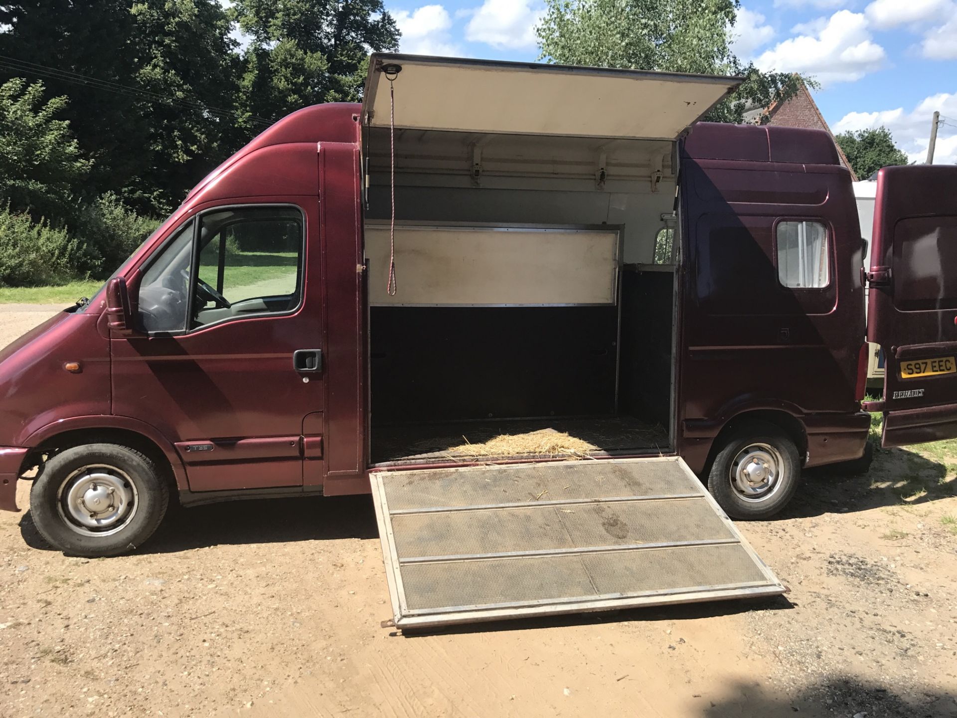 RENAULT MASTER 2 HORSE HORSEBOX 2.8 TURBO DIESEL - Image 4 of 21