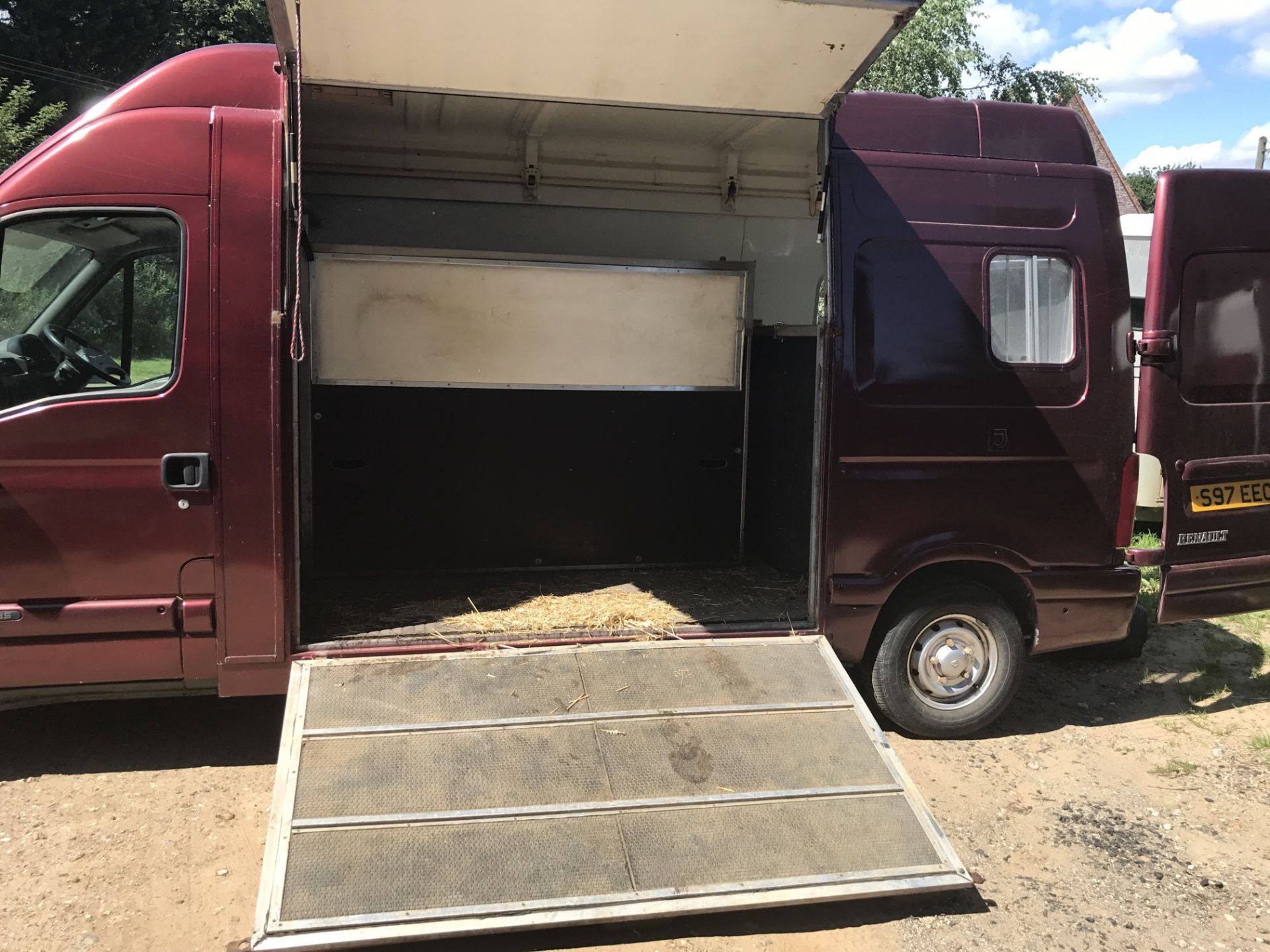 RENAULT MASTER 2 HORSE HORSEBOX 2.8 TURBO DIESEL - Image 5 of 21