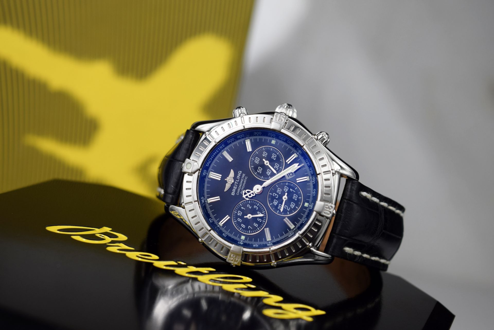 BREITLING SHADOW FLYBACK CHRONOGRAPH - STEEL AUTOMATIC (A35312)