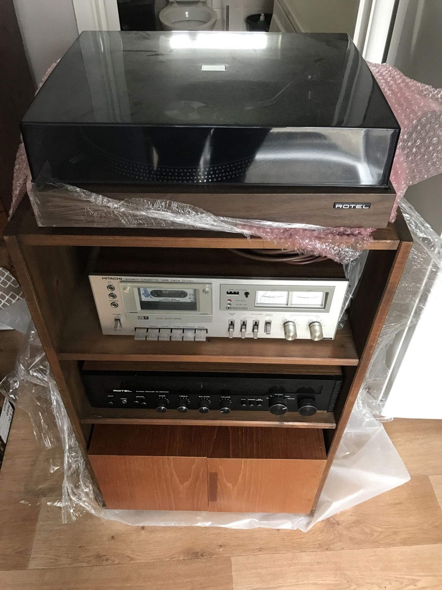 SEPARATE HI FI SYSTEM INC ROTEL TURNTABLE & ROTEL STEREO RECEIVER + TAPE PLAYER & CABINET