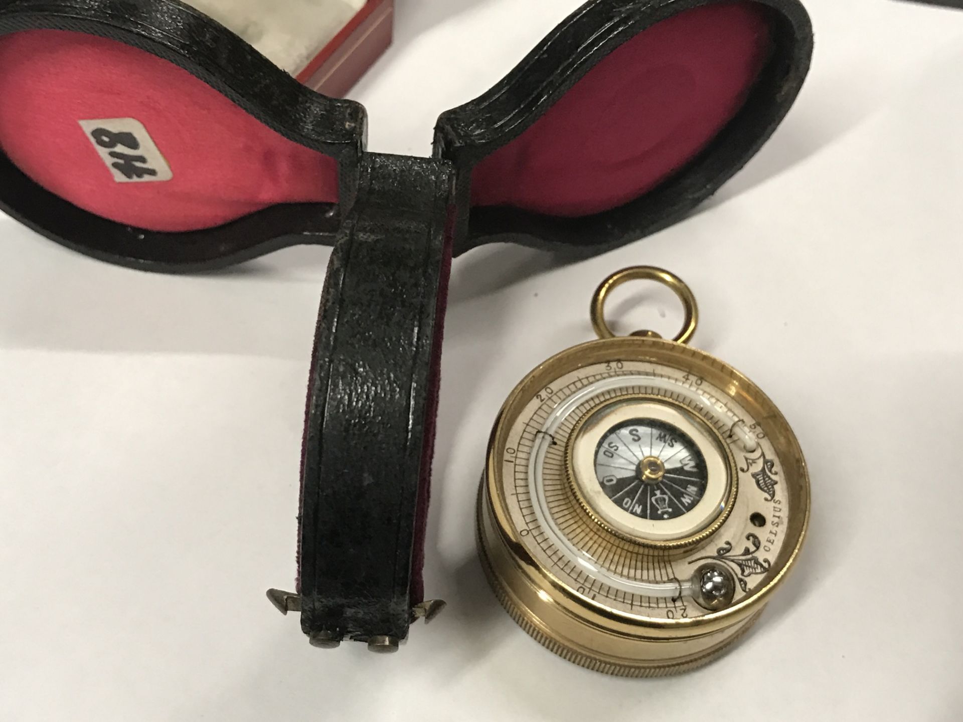 OLD COMPASS IN ORIGINAL DOUBLE OPENING CASE - Image 4 of 6