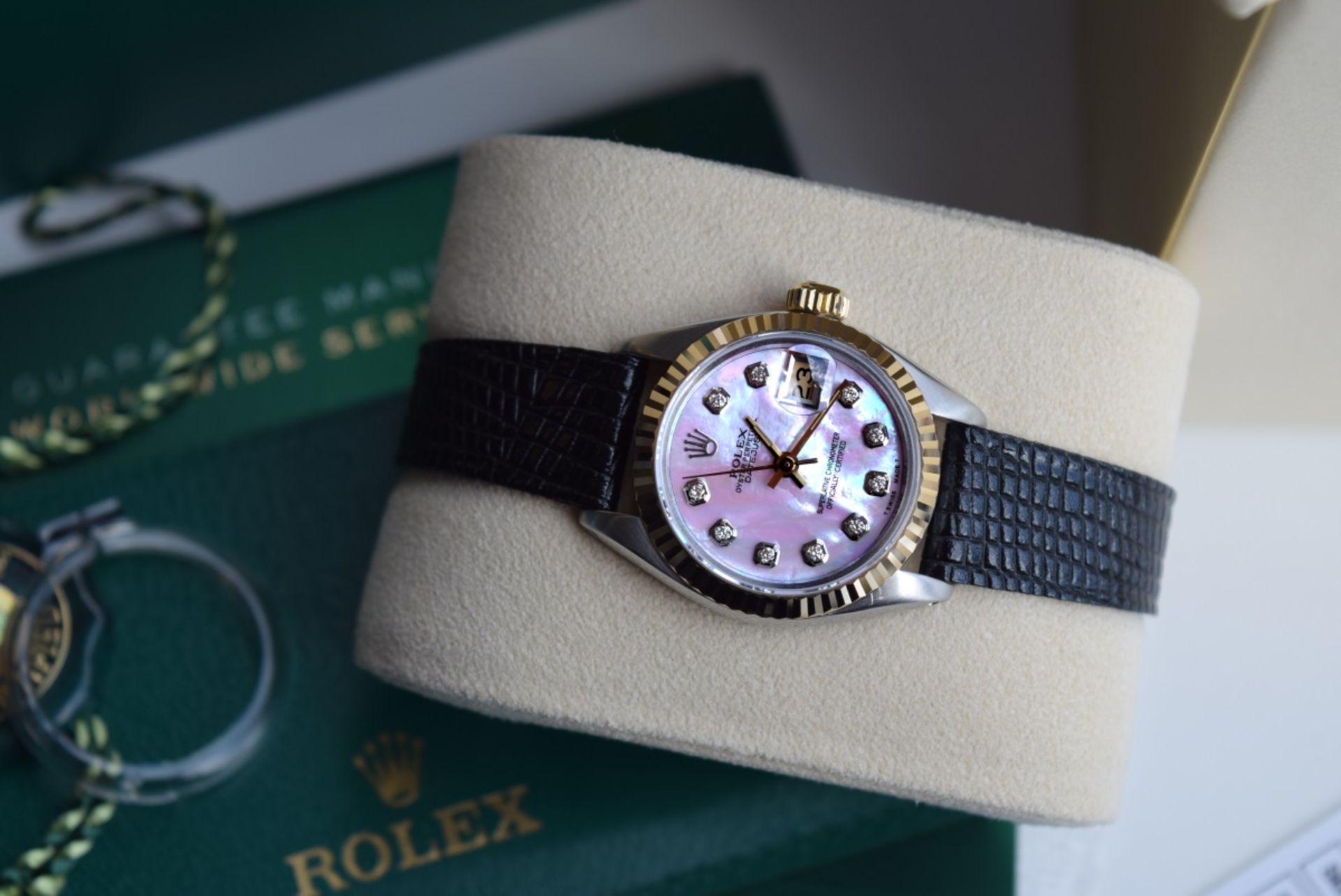 *Gorgeous* Rolex Pink Diamond 'Lady' DateJust 26 - 18K/ Steel - Image 7 of 7