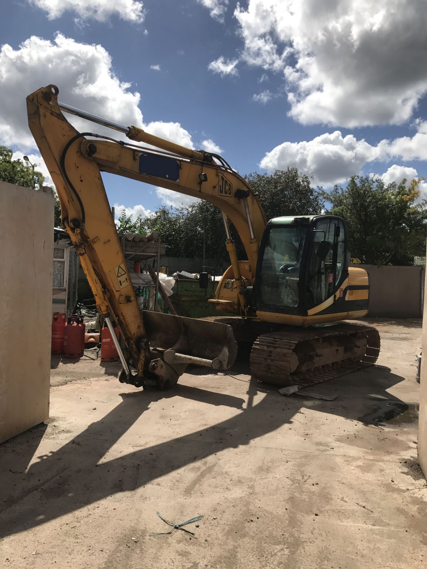 2007 JCB JS130 EXCAVATOR / DIGGER