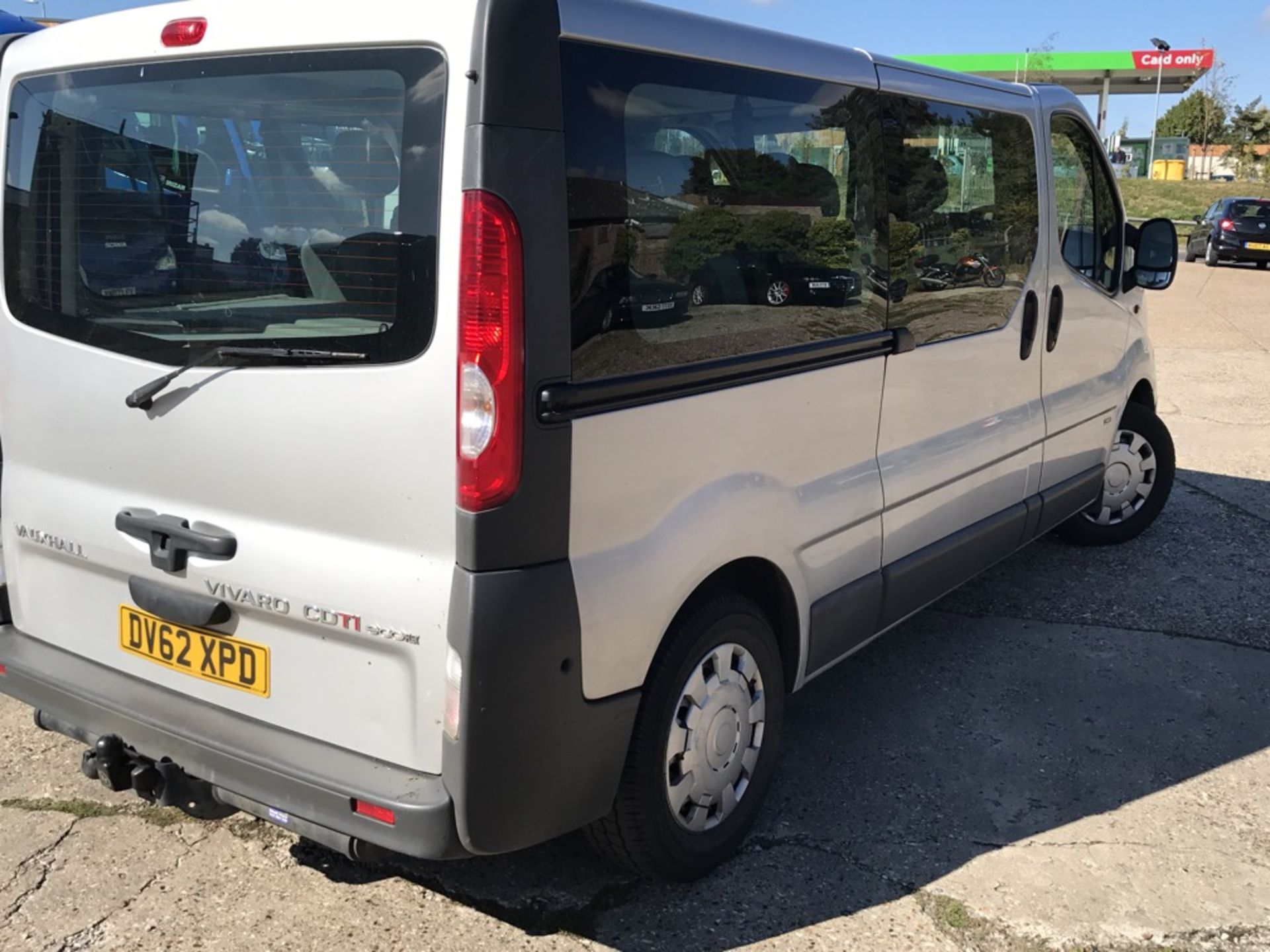 2012 62 REG VAUXHALL VIVARO 9 SEATER MINIBUS - Image 5 of 12