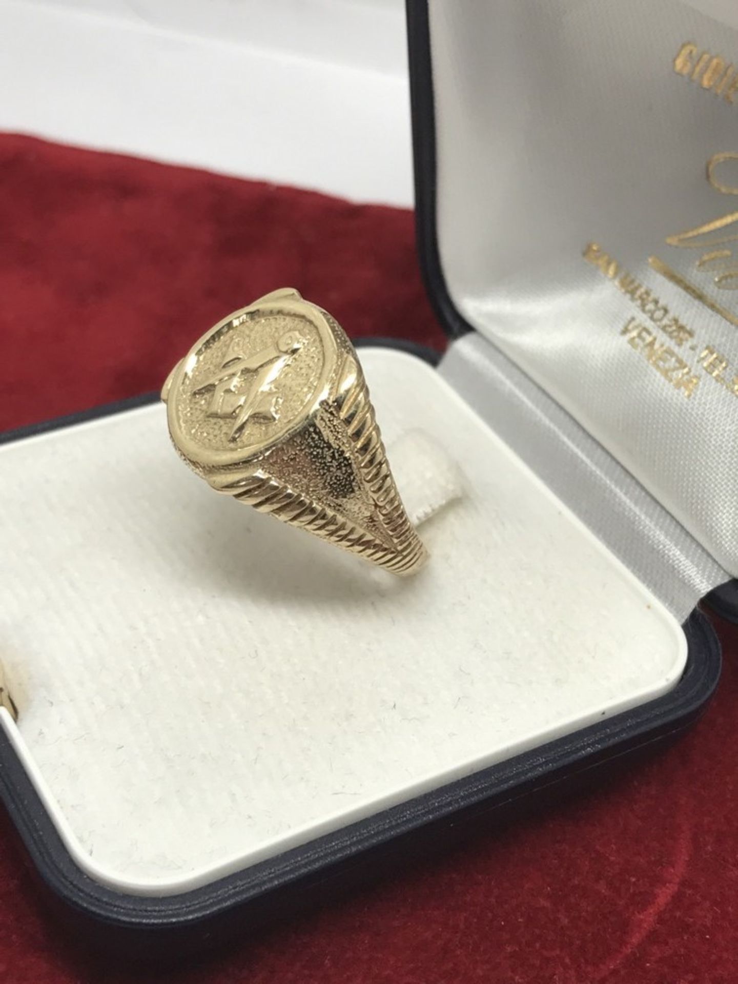 9ct GOLD MASONIC RING - Image 2 of 2