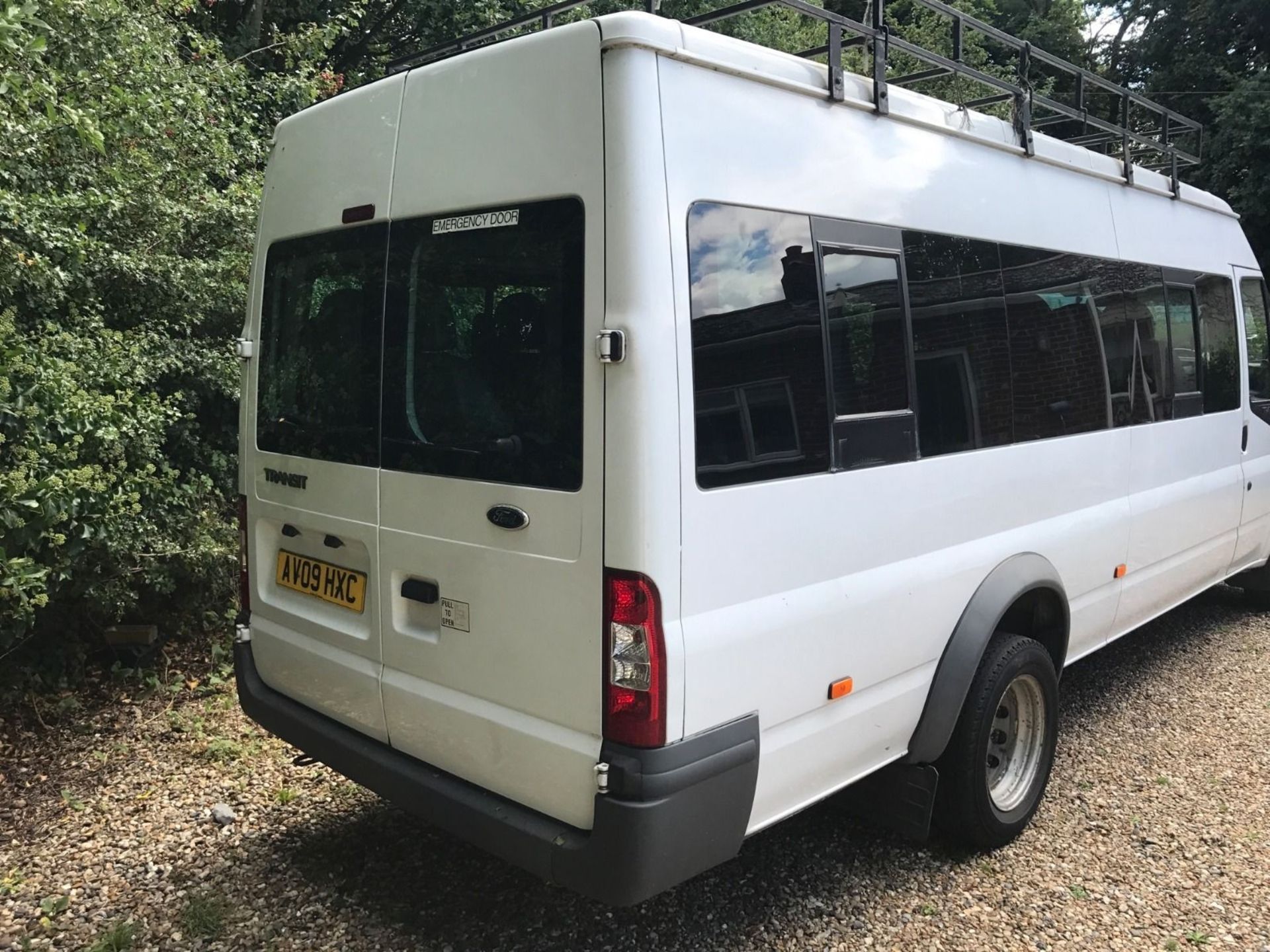 17 SEATER FORD TRANSIT MINIBUS BUS 2009 09 REG - - Image 4 of 9