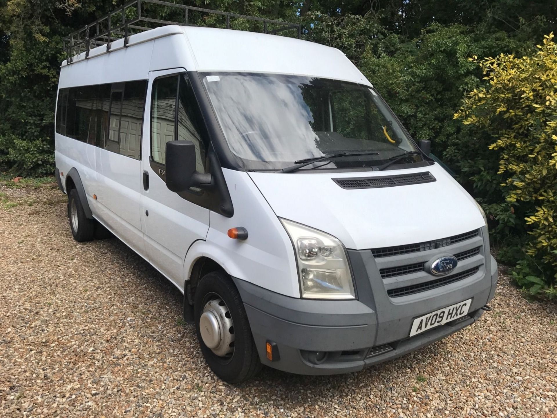 17 SEATER FORD TRANSIT MINIBUS BUS 2009 09 REG - - Image 2 of 9