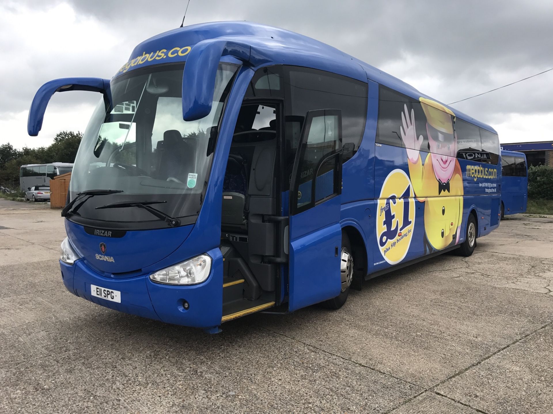 2008 49 SEATER COACH