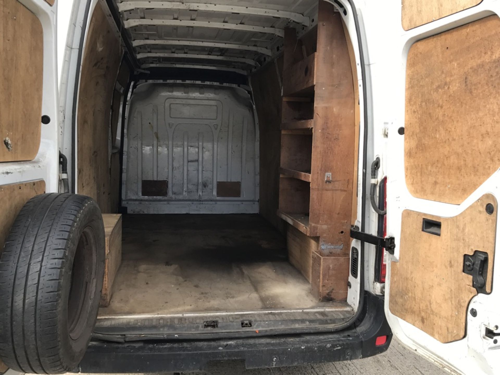 RENAULT MASTER VAN LM35 DCI 125 EURO 5 2010 60 REG - Image 15 of 16