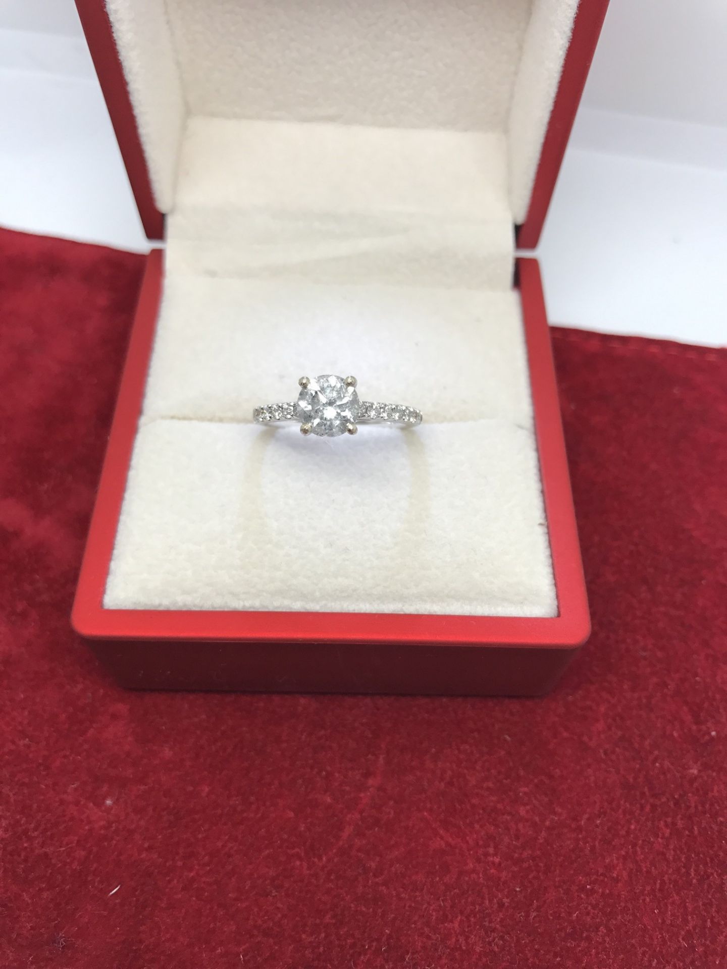 18ct WHITE GOLD 1.52ct DIAMOND RING