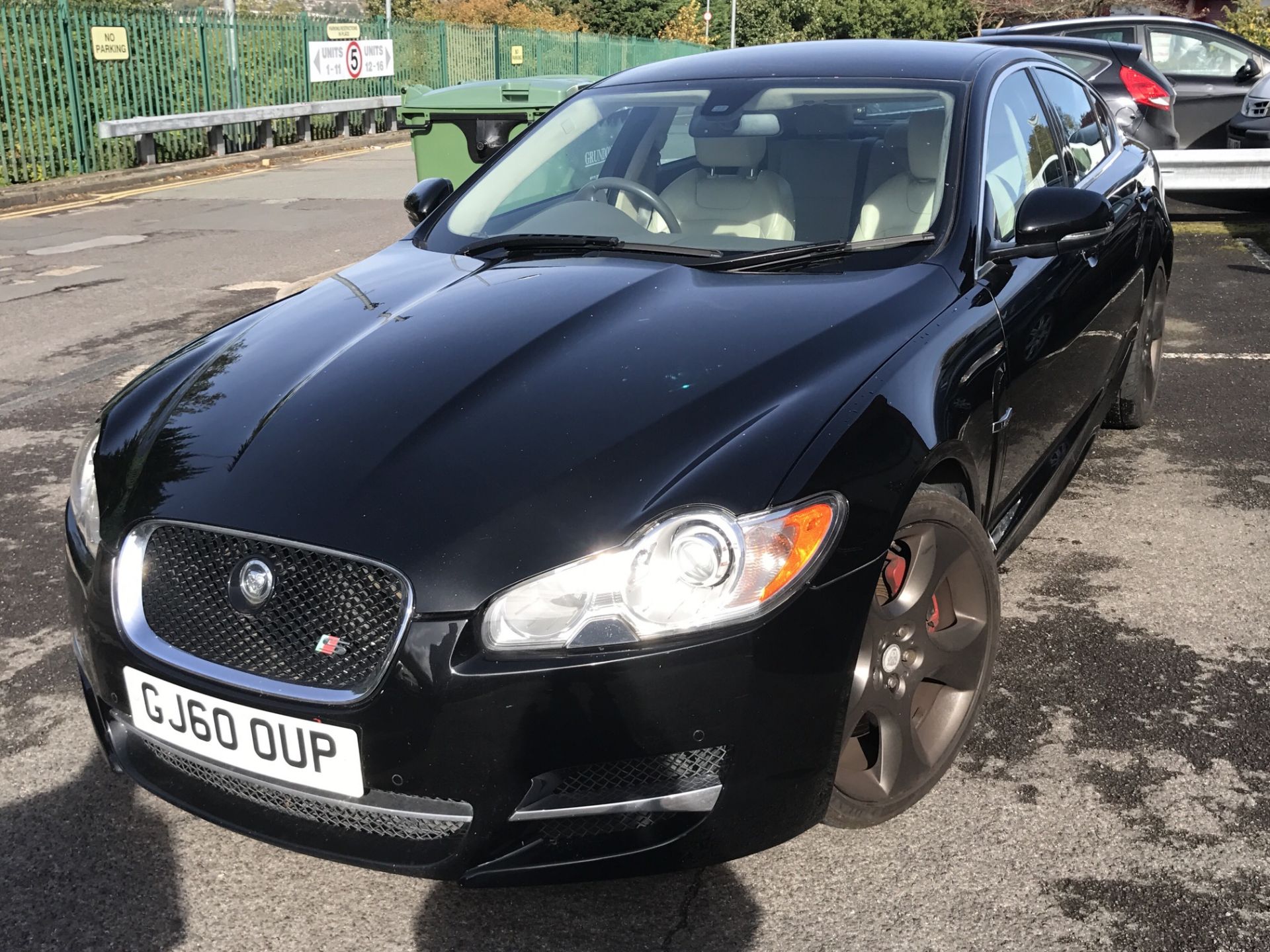 JAGUAR XF S PORTFOLIO V6 AUTO - 2010 - 68k - Image 2 of 18