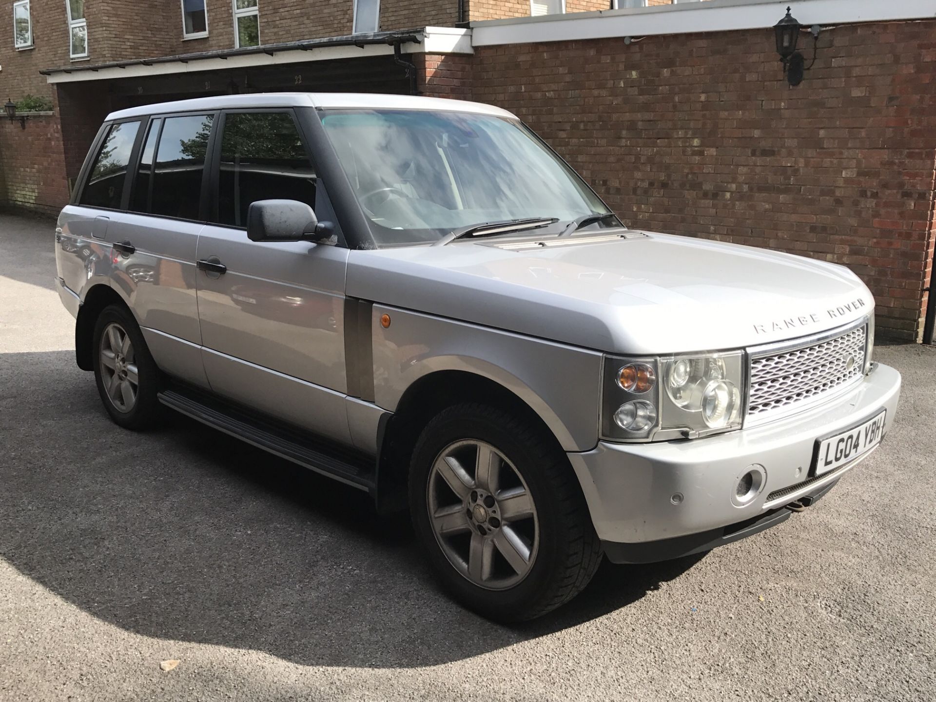 2004 04 REG RANGE ROVER VOGUE 4.4 - Image 4 of 16