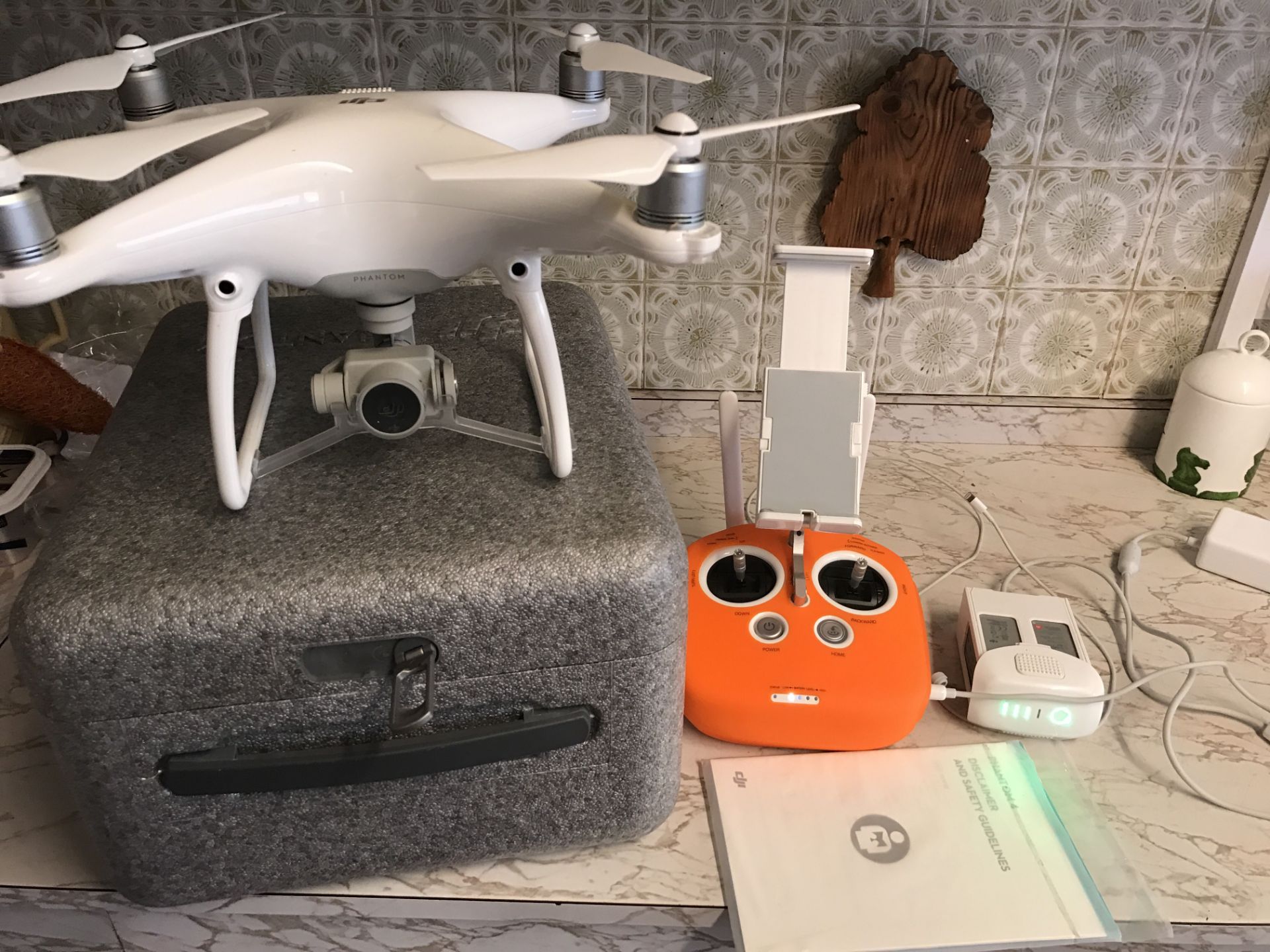 DJI PHANTOM 4 DRONE WITH 2 x BATTERIES + REMOTE + BOX